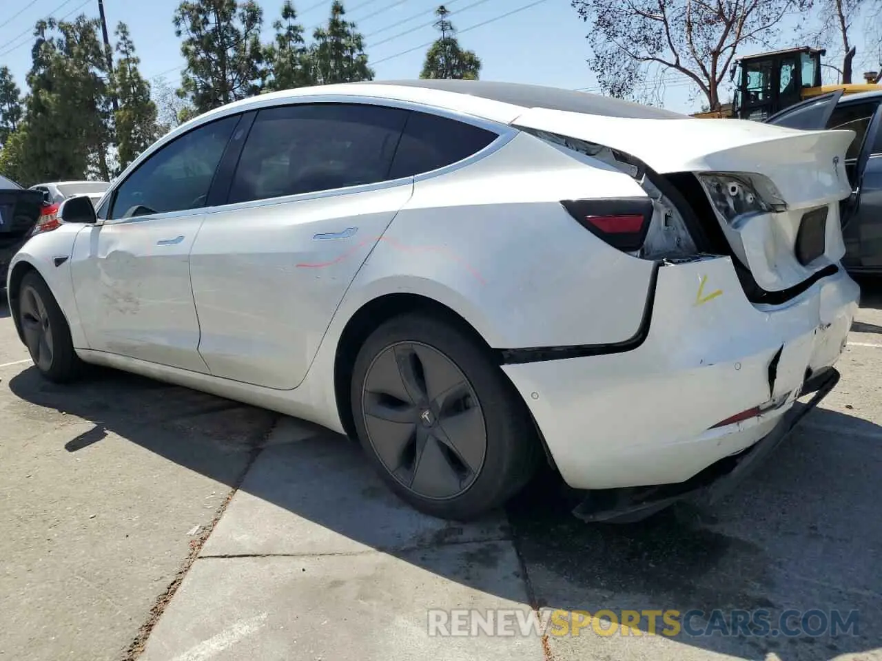 2 Фотография поврежденного автомобиля 5YJ3E1EAXLF807556 TESLA MODEL 3 2020