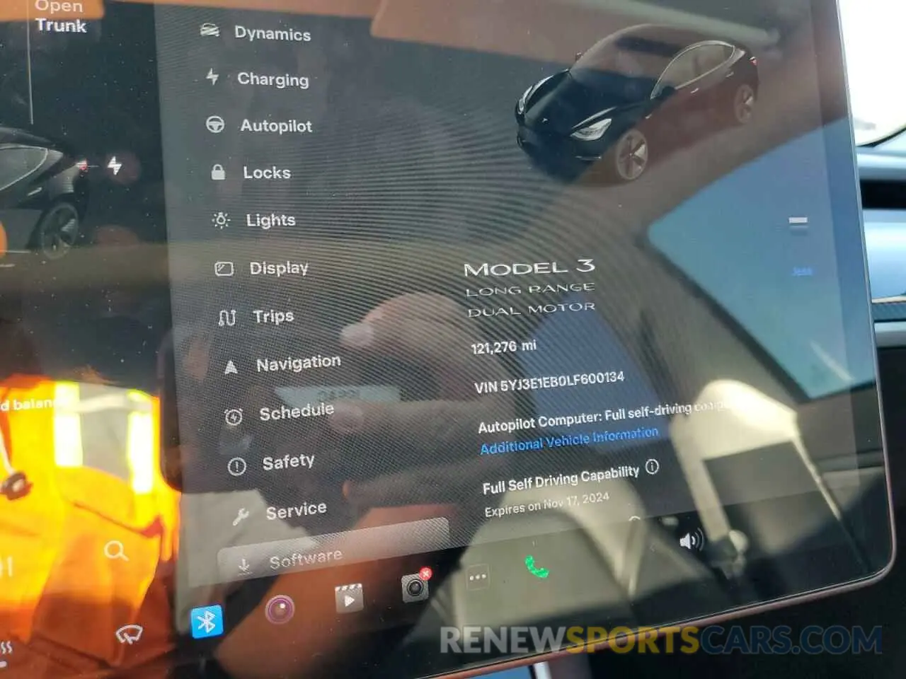 9 Photograph of a damaged car 5YJ3E1EB0LF600134 TESLA MODEL 3 2020
