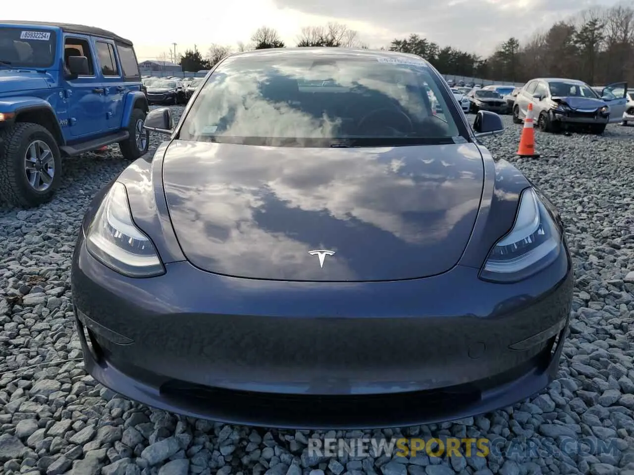 5 Photograph of a damaged car 5YJ3E1EB0LF616706 TESLA MODEL 3 2020