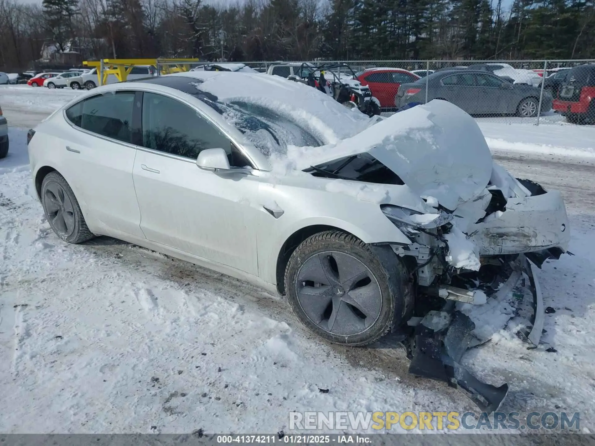 1 Photograph of a damaged car 5YJ3E1EB0LF617807 TESLA MODEL 3 2020