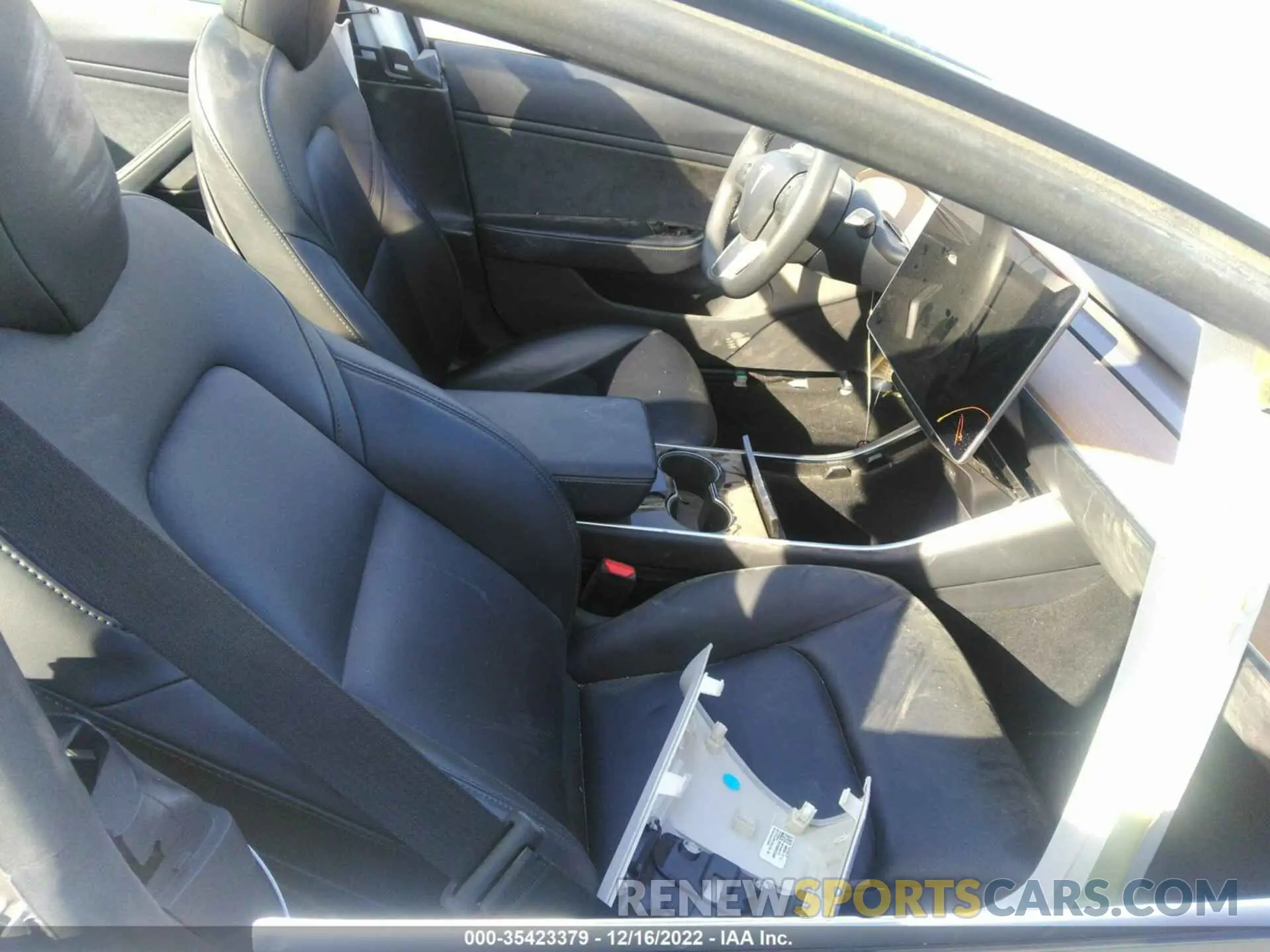 5 Фотография поврежденного автомобиля 5YJ3E1EB0LF619590 TESLA MODEL 3 2020