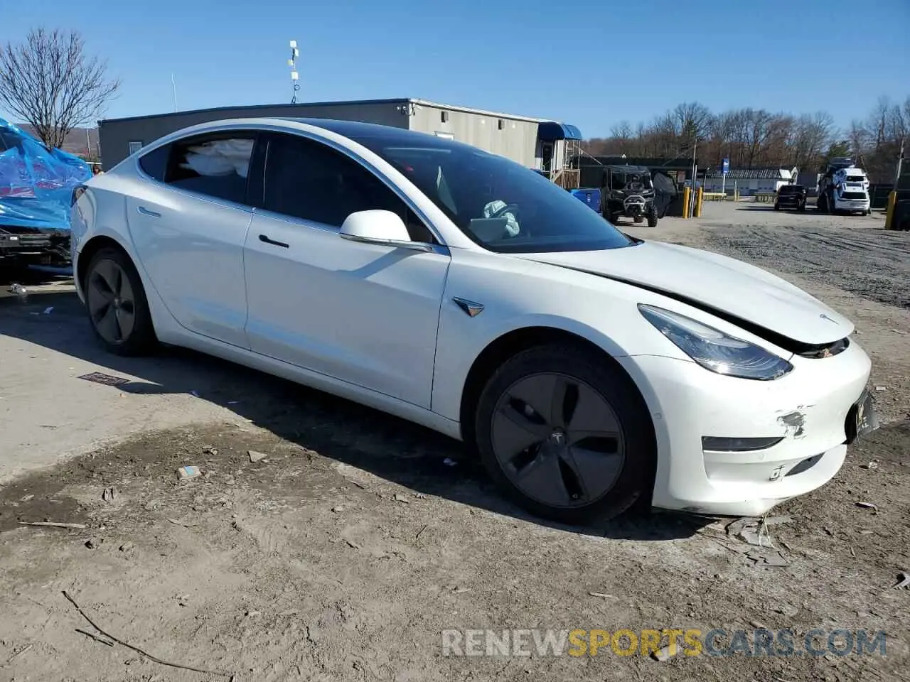 4 Фотография поврежденного автомобиля 5YJ3E1EB0LF628130 TESLA MODEL 3 2020