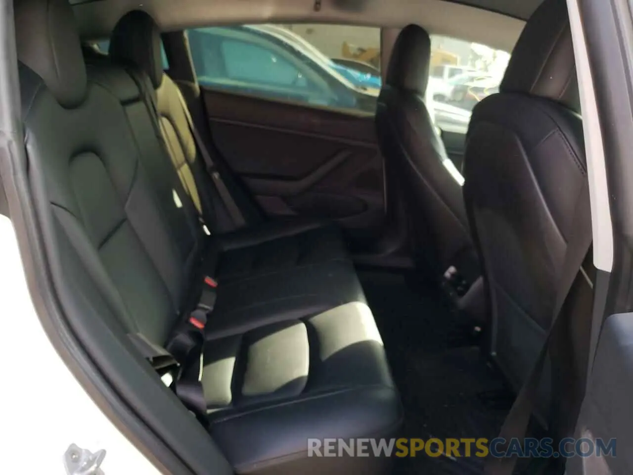10 Photograph of a damaged car 5YJ3E1EB0LF628421 TESLA MODEL 3 2020