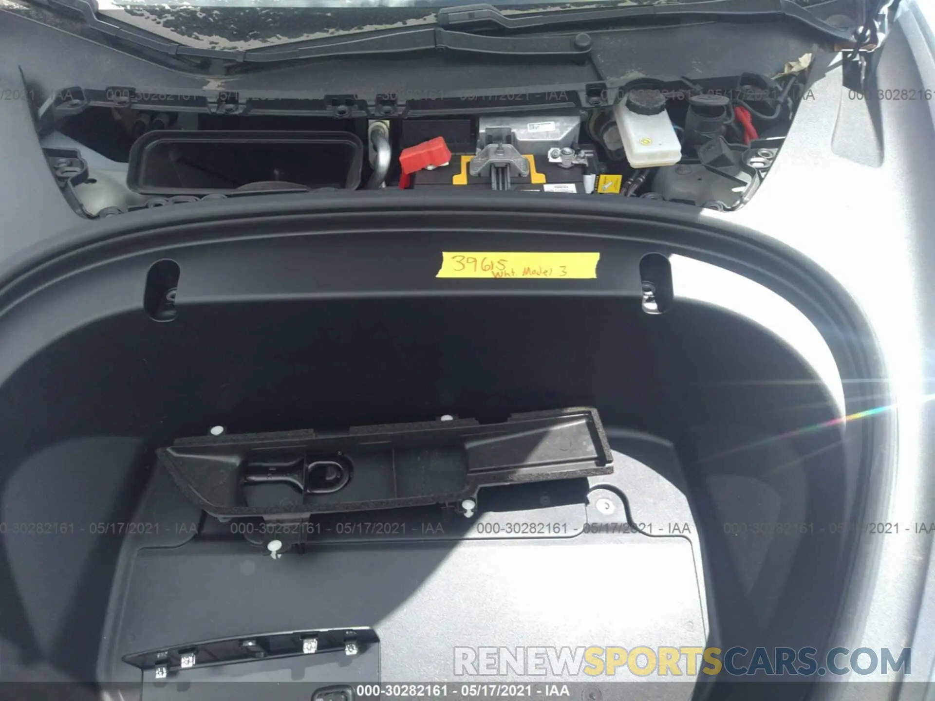 10 Photograph of a damaged car 5YJ3E1EB0LF711458 TESLA MODEL 3 2020