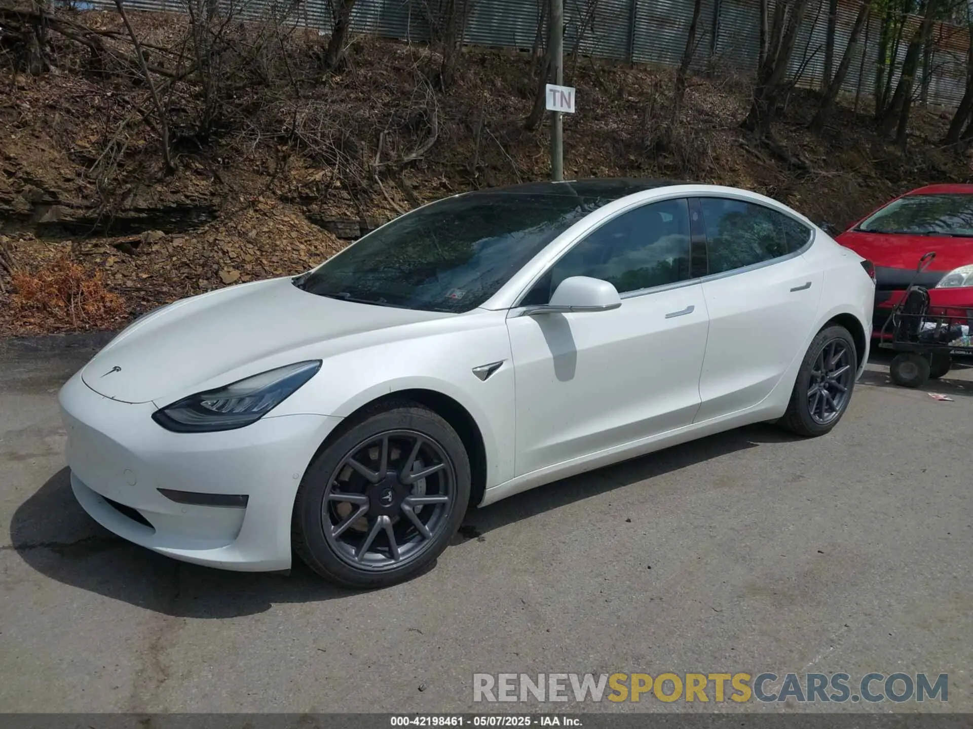 2 Фотография поврежденного автомобиля 5YJ3E1EB0LF712545 TESLA MODEL 3 2020