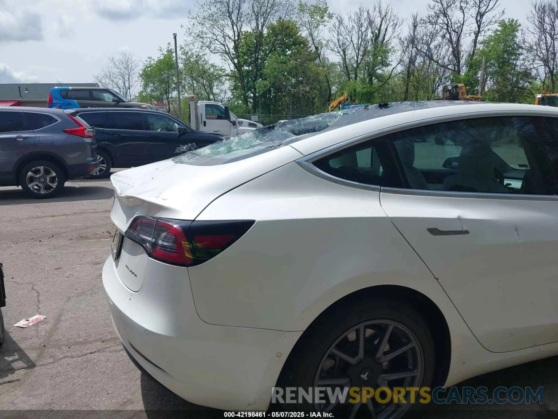 21 Фотография поврежденного автомобиля 5YJ3E1EB0LF712545 TESLA MODEL 3 2020