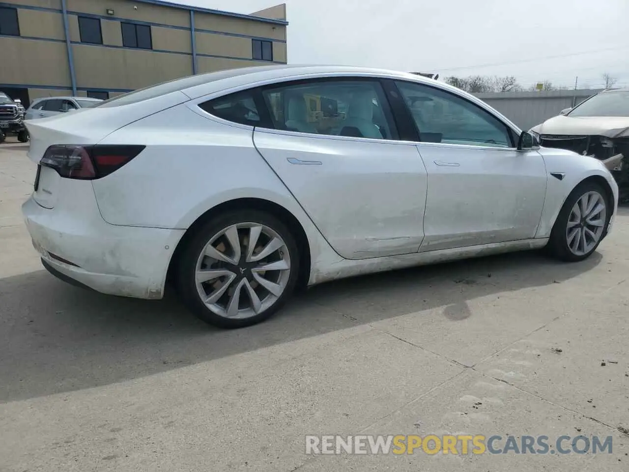 3 Фотография поврежденного автомобиля 5YJ3E1EB0LF713016 TESLA MODEL 3 2020