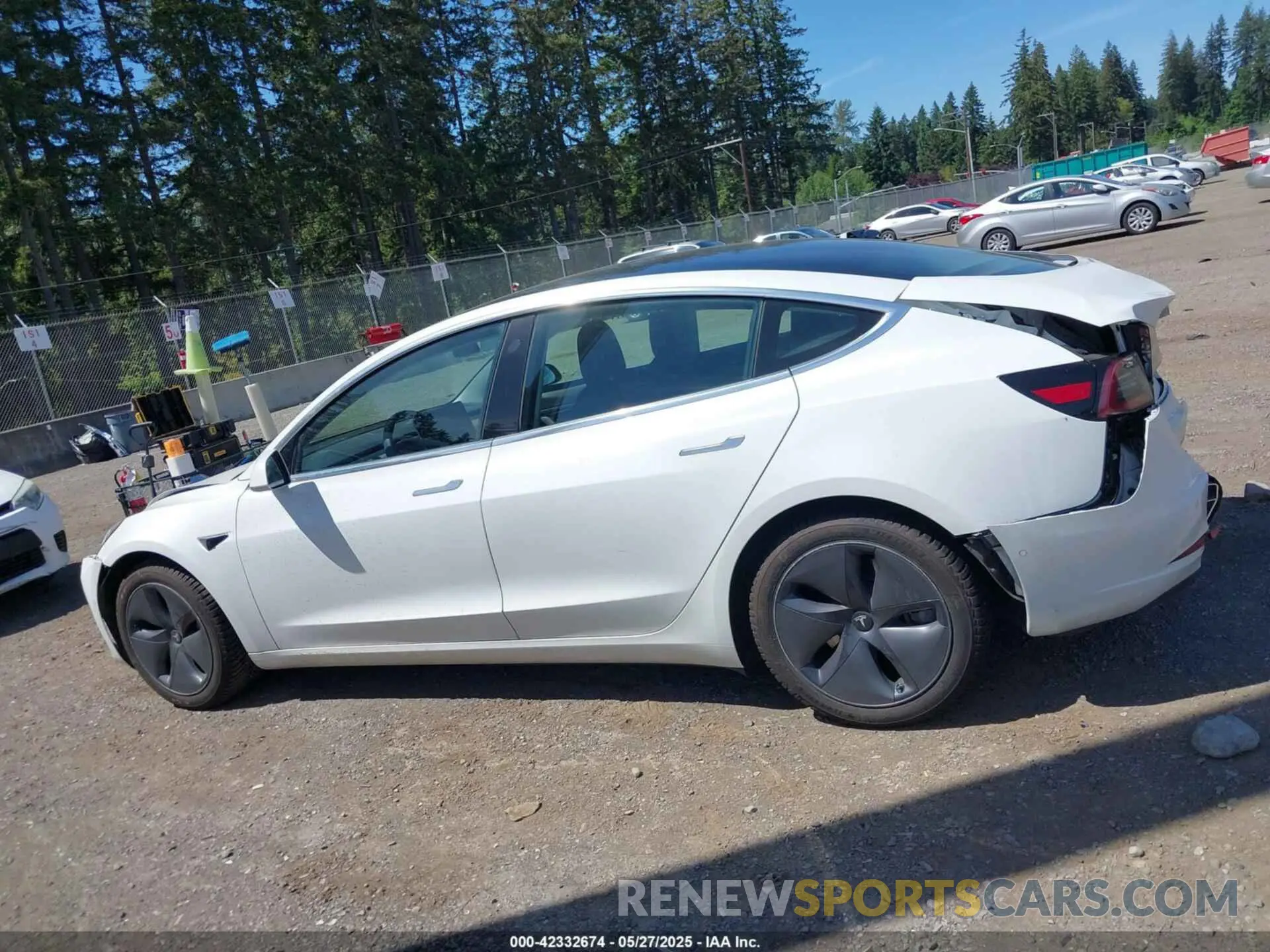 13 Фотография поврежденного автомобиля 5YJ3E1EB0LF787228 TESLA MODEL 3 2020