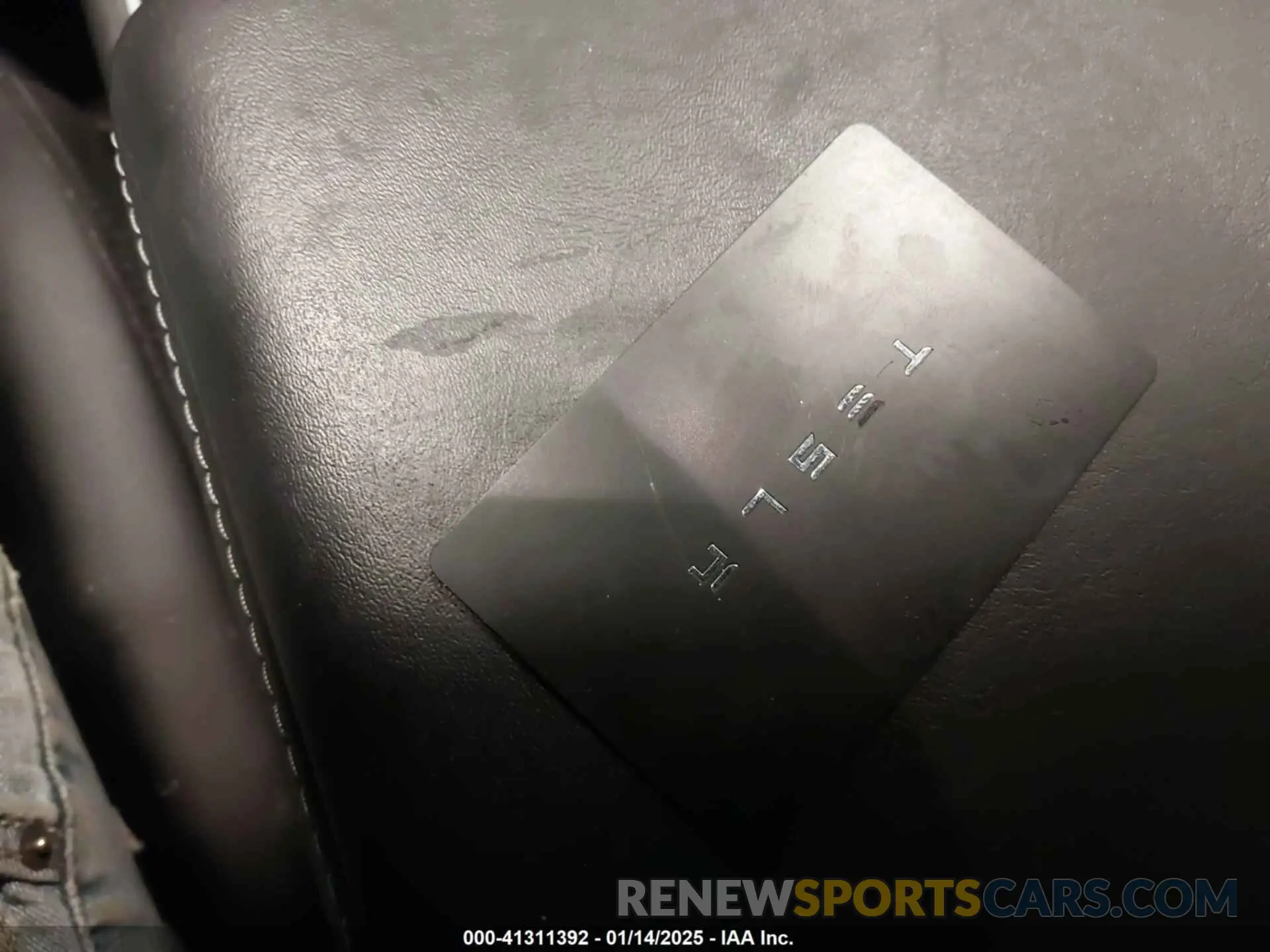 11 Photograph of a damaged car 5YJ3E1EB1LF600370 TESLA MODEL 3 2020