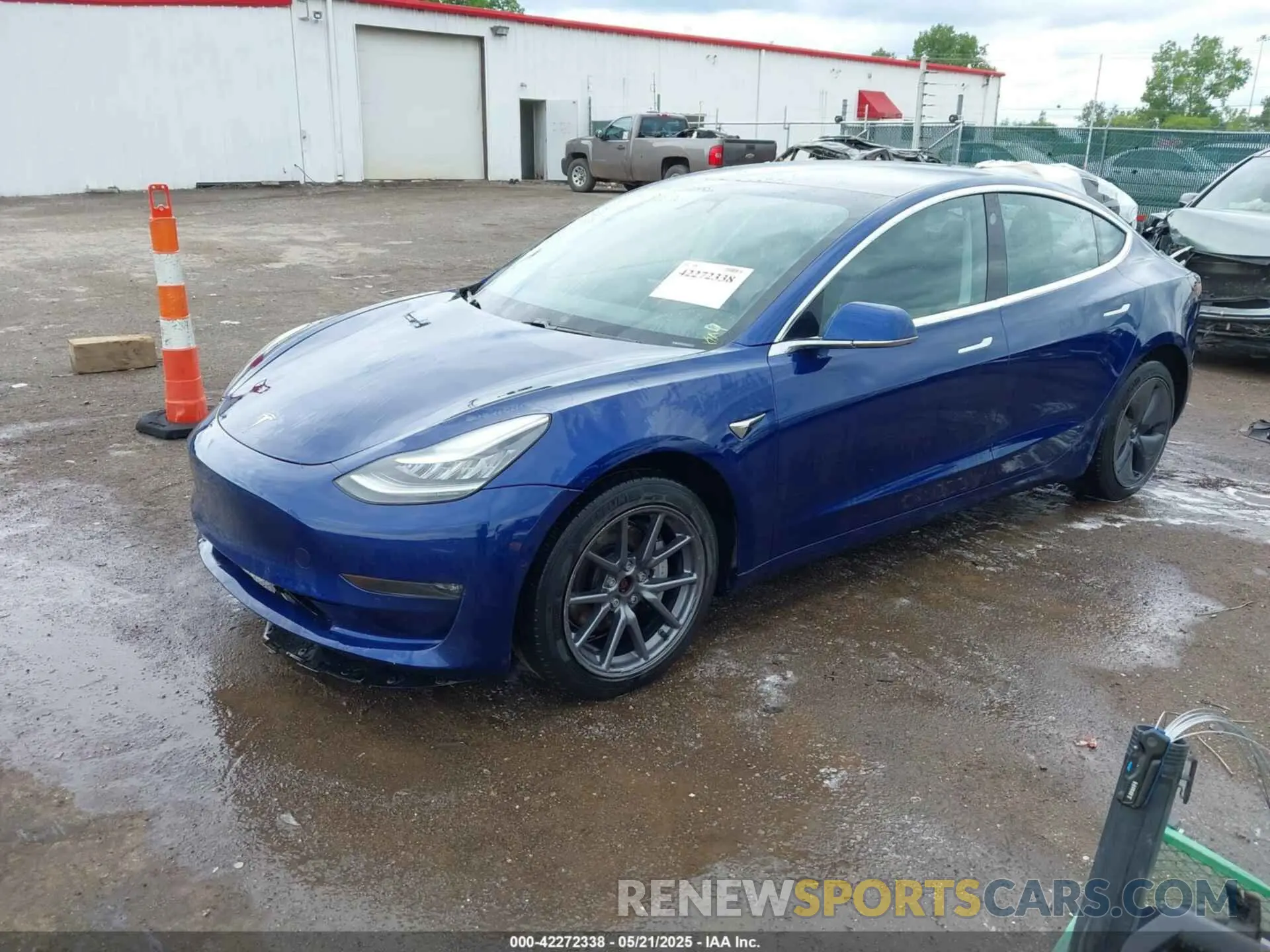 2 Фотография поврежденного автомобиля 5YJ3E1EB1LF617461 TESLA MODEL 3 2020