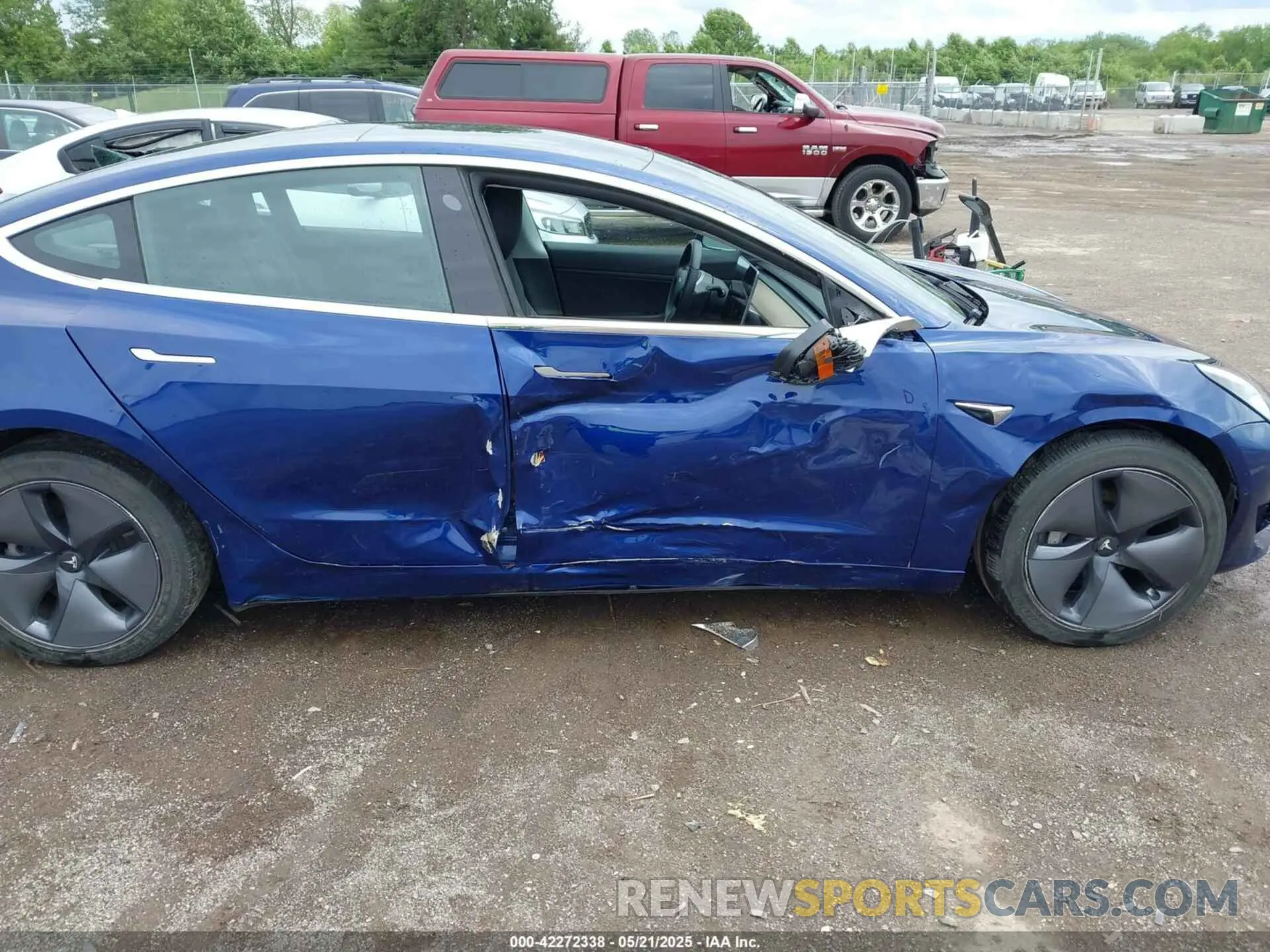 6 Фотография поврежденного автомобиля 5YJ3E1EB1LF617461 TESLA MODEL 3 2020