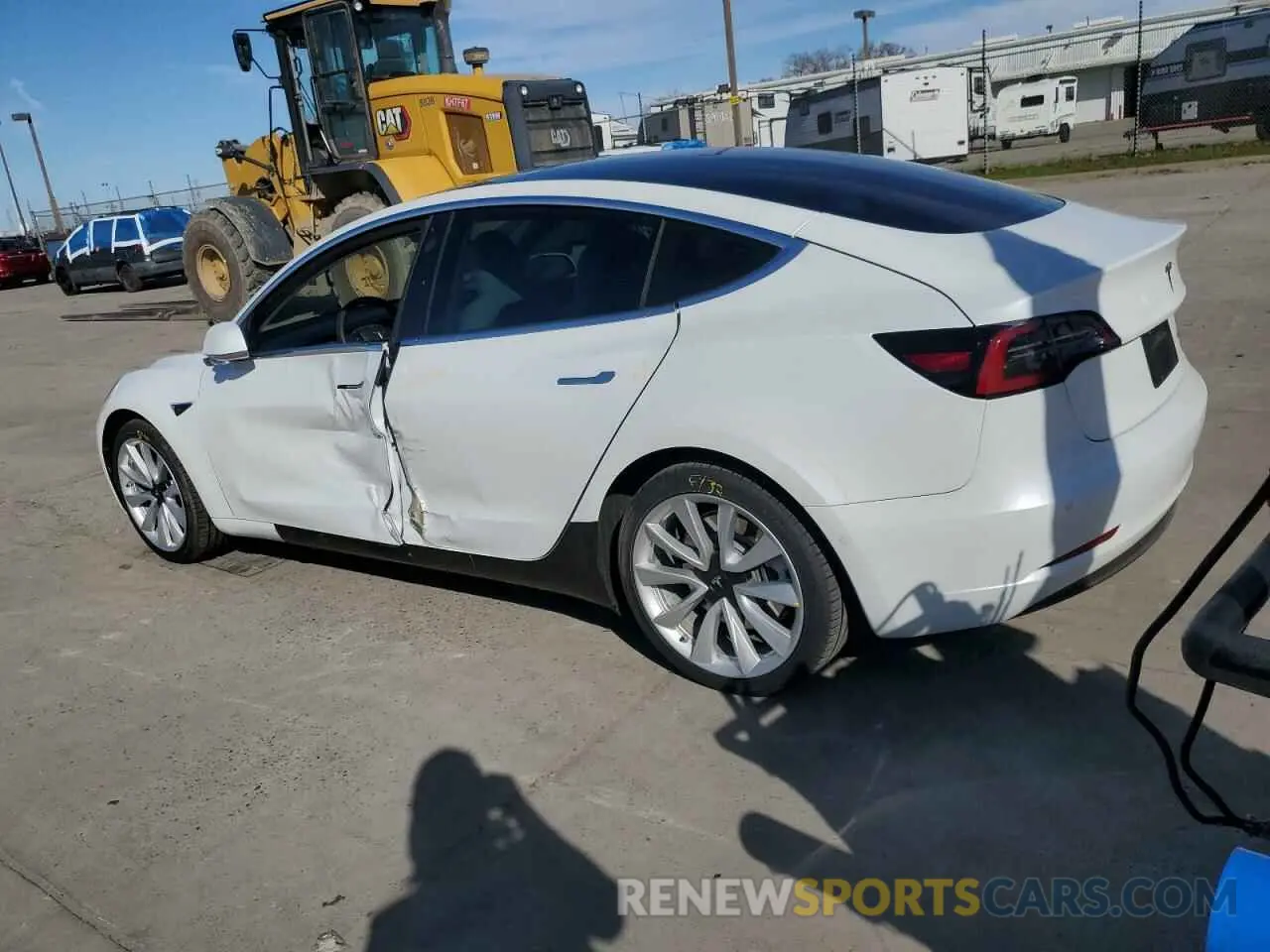 2 Photograph of a damaged car 5YJ3E1EB1LF622935 TESLA MODEL 3 2020