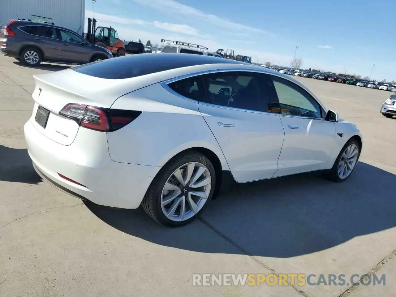 3 Photograph of a damaged car 5YJ3E1EB1LF622935 TESLA MODEL 3 2020