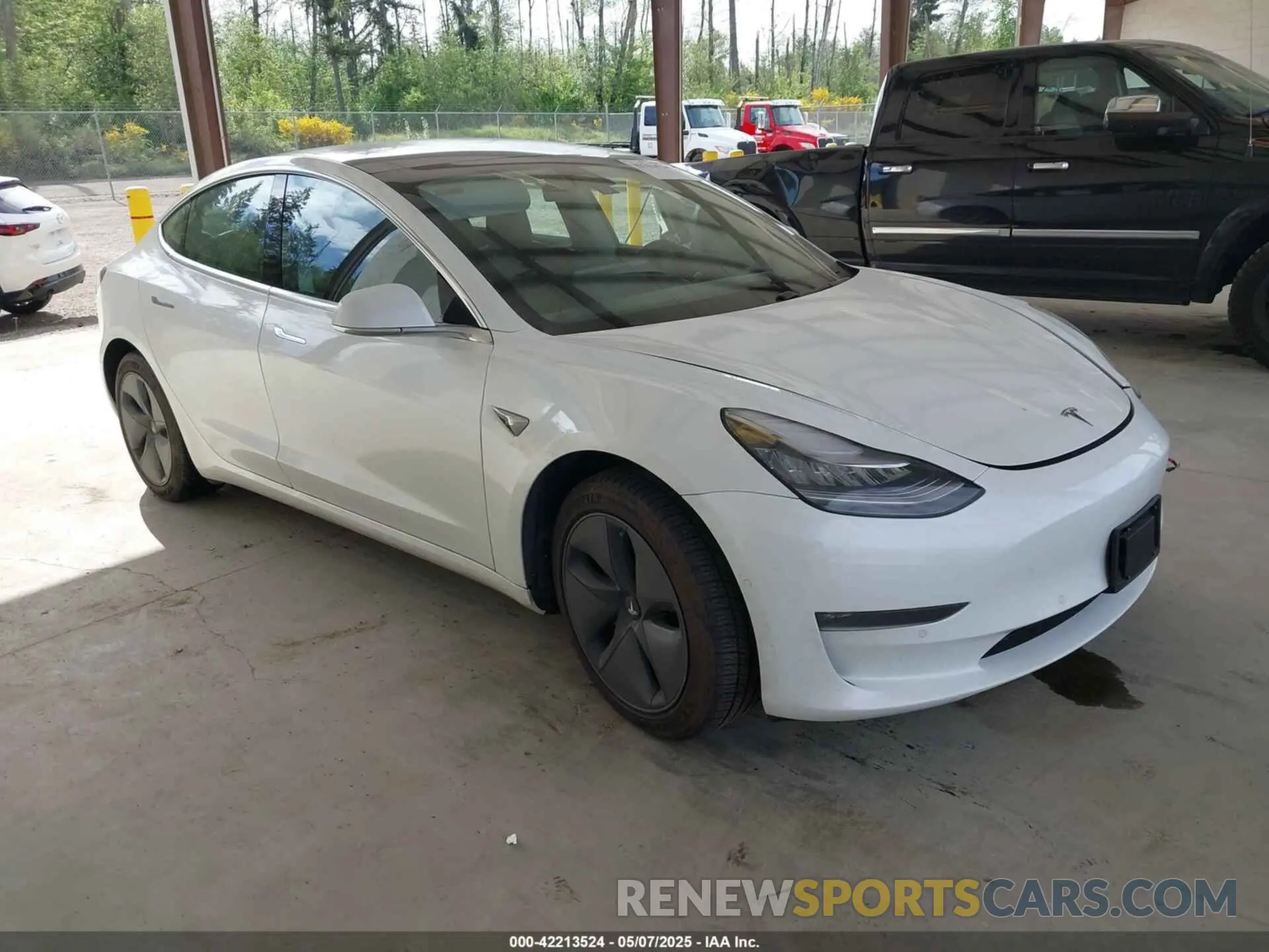 1 Фотография поврежденного автомобиля 5YJ3E1EB1LF636768 TESLA MODEL 3 2020