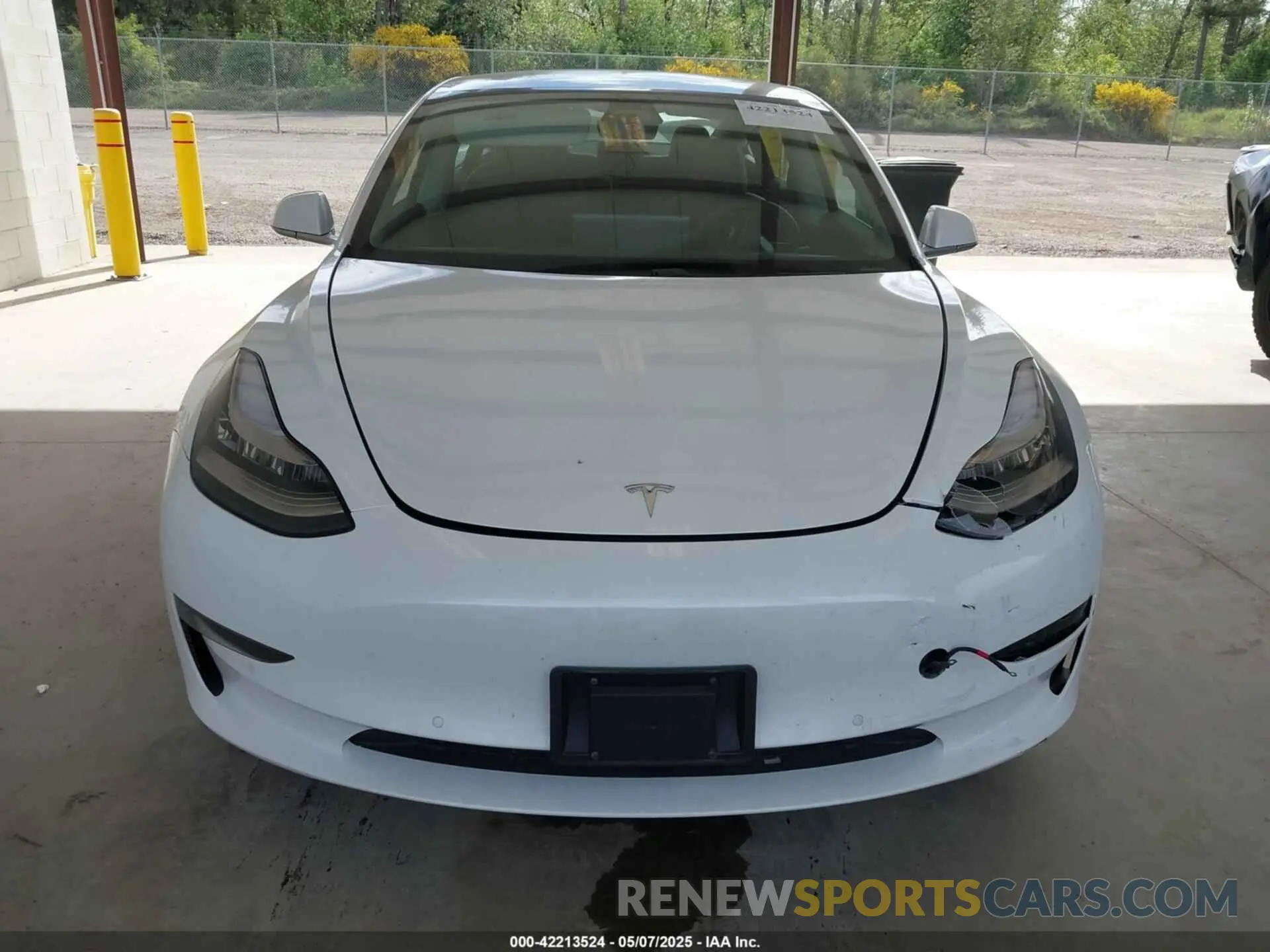 11 Фотография поврежденного автомобиля 5YJ3E1EB1LF636768 TESLA MODEL 3 2020