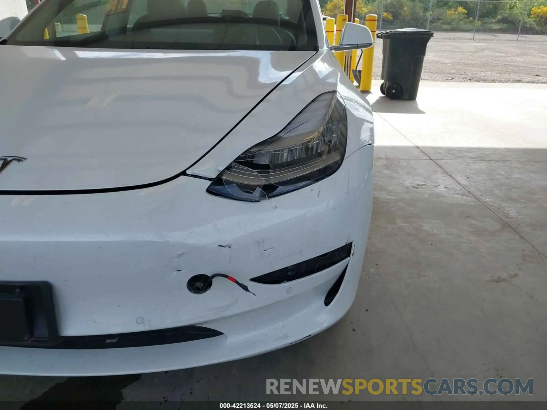 6 Фотография поврежденного автомобиля 5YJ3E1EB1LF636768 TESLA MODEL 3 2020