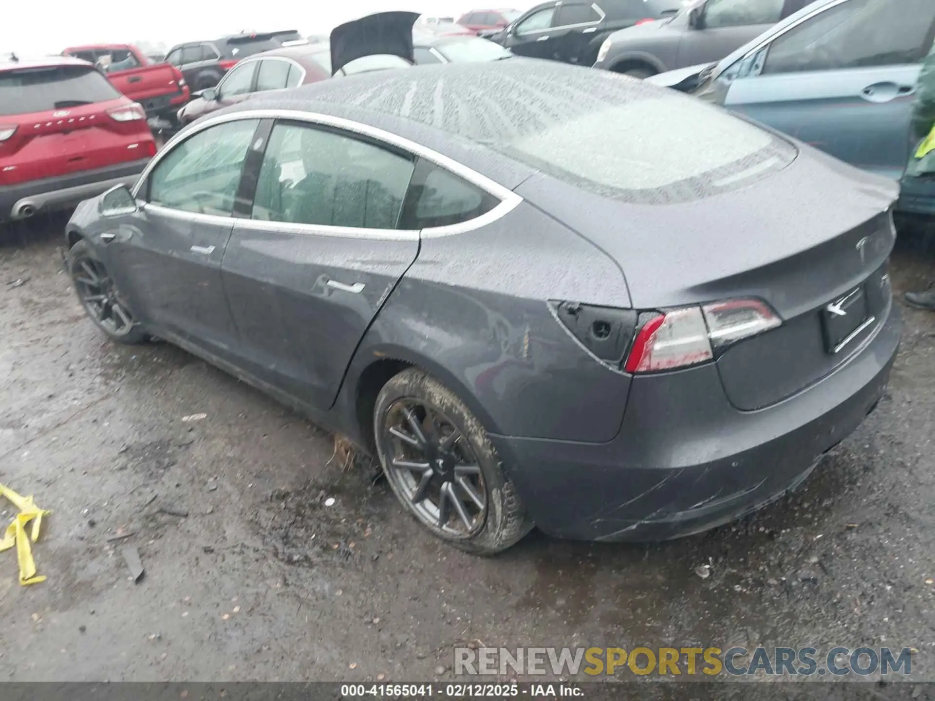 3 Фотография поврежденного автомобиля 5YJ3E1EB1LF786931 TESLA MODEL 3 2020