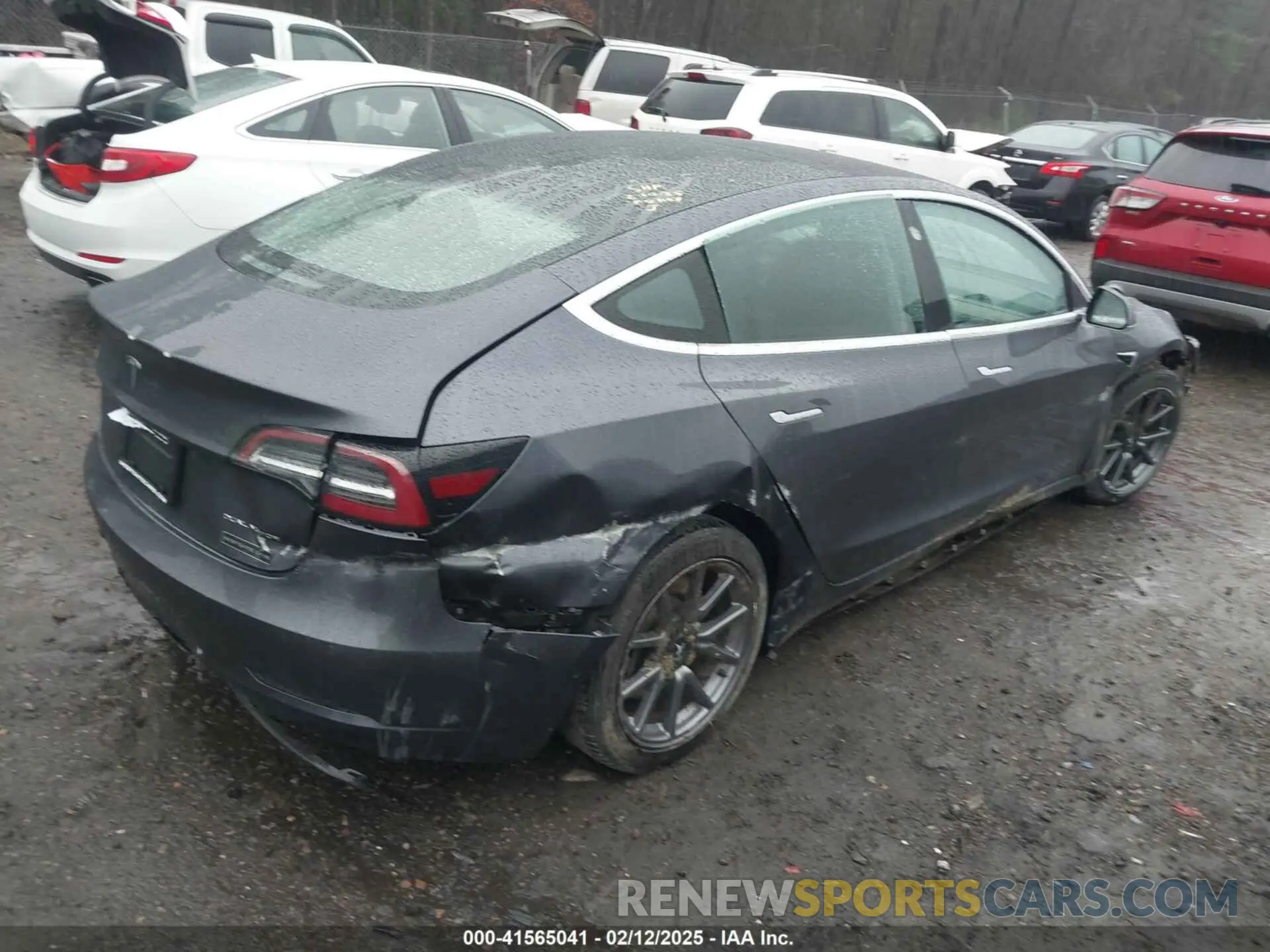 4 Фотография поврежденного автомобиля 5YJ3E1EB1LF786931 TESLA MODEL 3 2020
