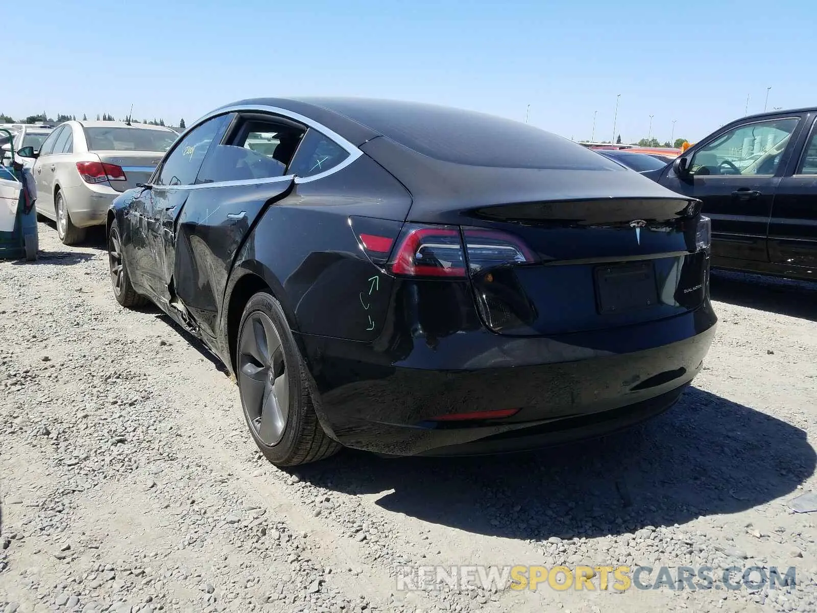 3 Photograph of a damaged car 5YJ3E1EB1LF794639 TESLA MODEL 3 2020