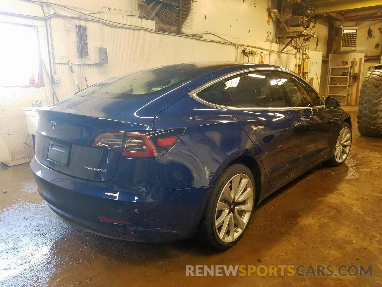 4 Photograph of a damaged car 5YJ3E1EB2LF540003 TESLA MODEL 3 2020