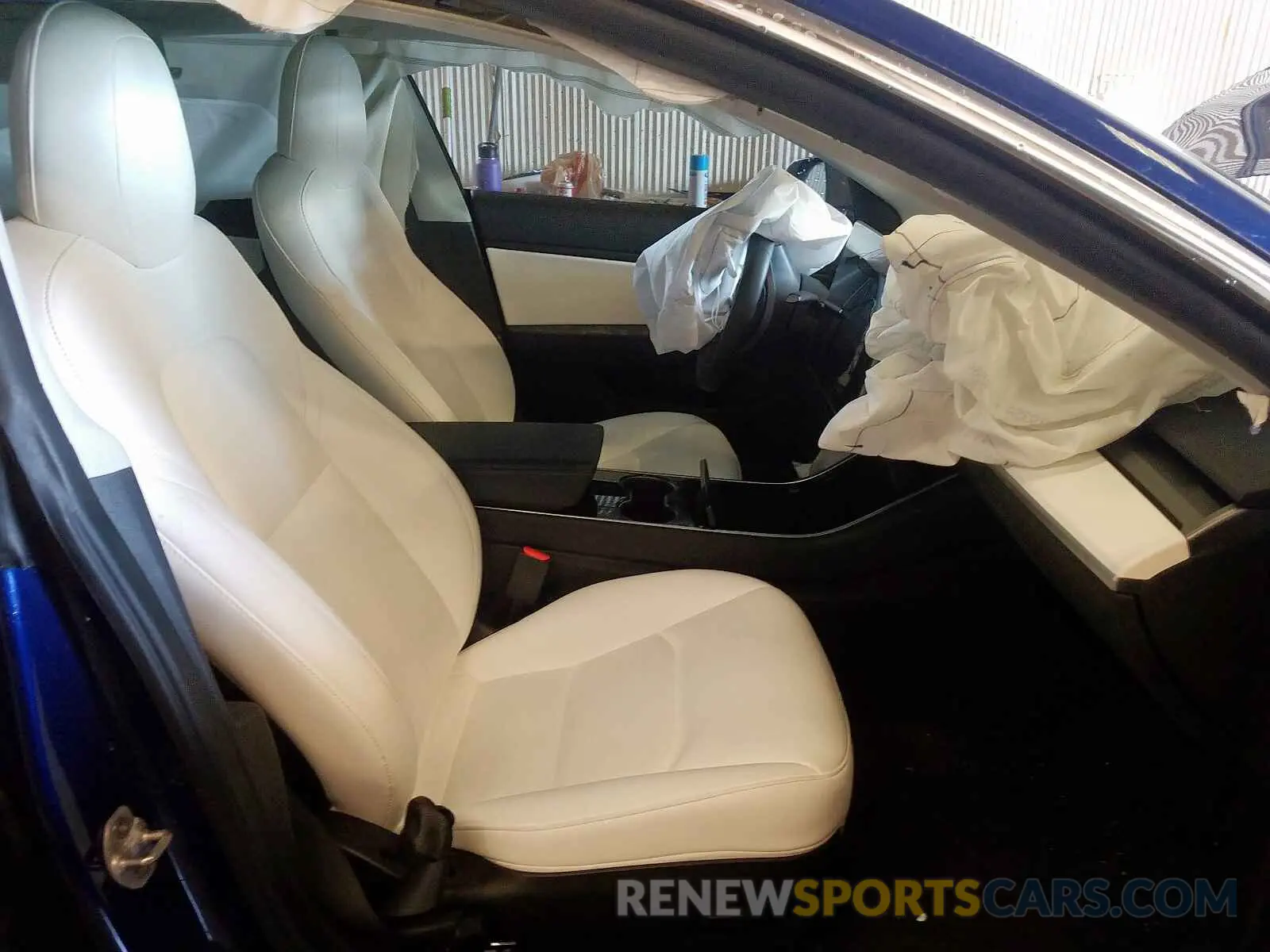 5 Photograph of a damaged car 5YJ3E1EB2LF540003 TESLA MODEL 3 2020