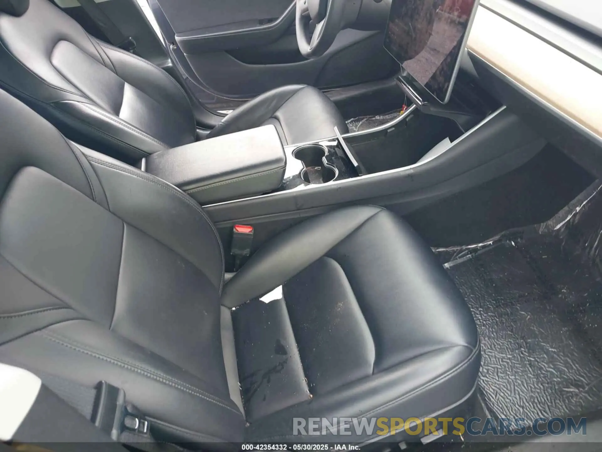 5 Фотография поврежденного автомобиля 5YJ3E1EB2LF588925 TESLA MODEL 3 2020