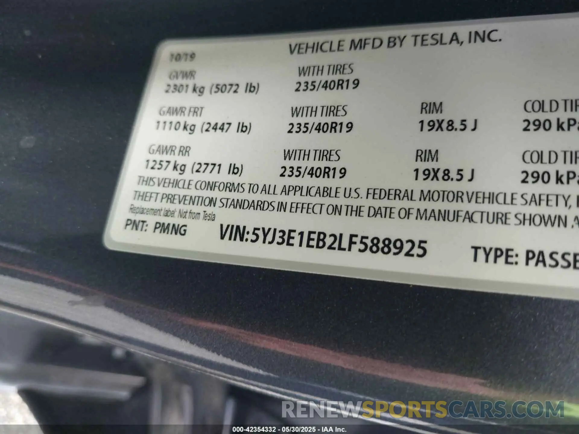 9 Фотография поврежденного автомобиля 5YJ3E1EB2LF588925 TESLA MODEL 3 2020
