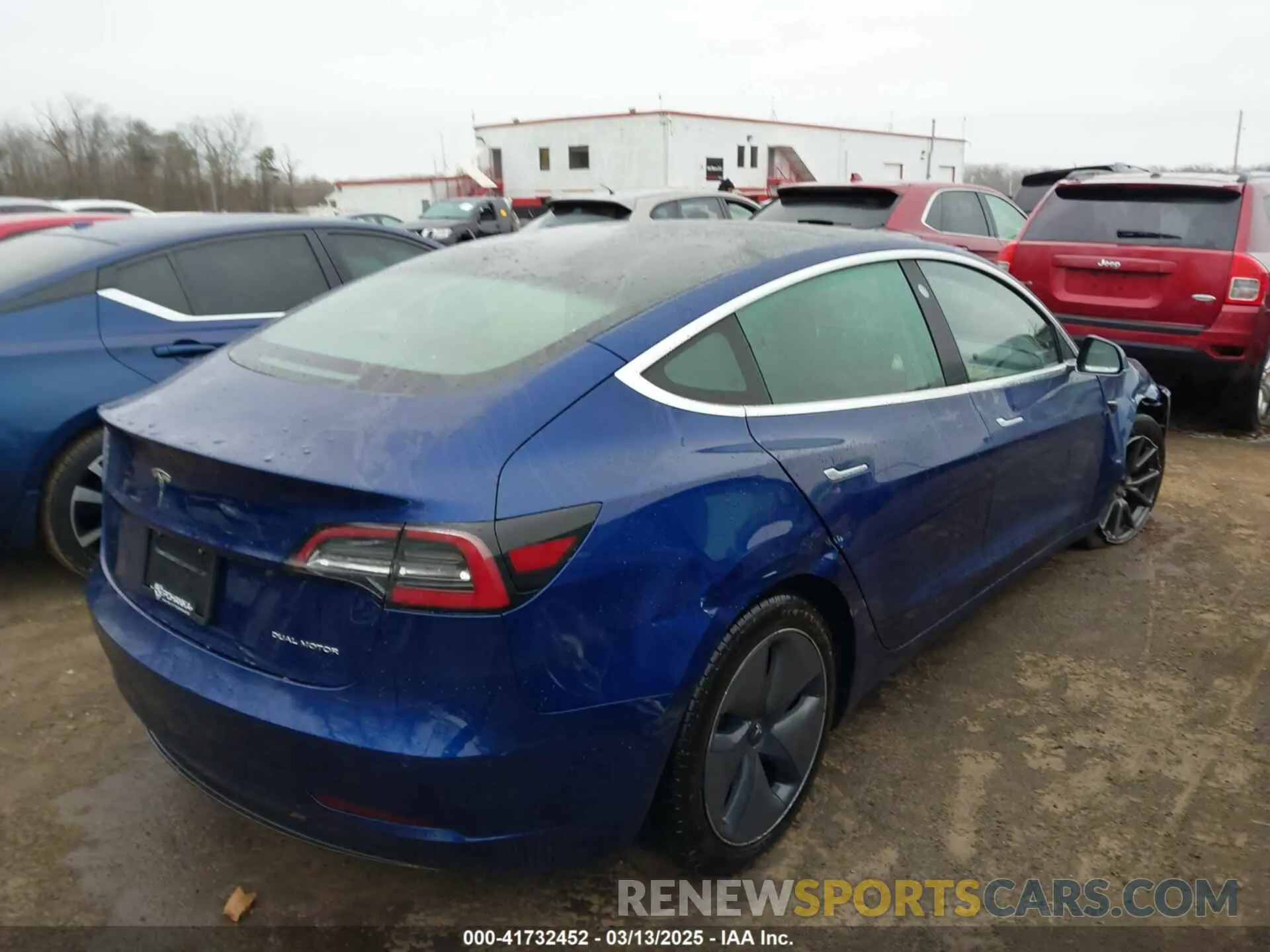4 Фотография поврежденного автомобиля 5YJ3E1EB2LF636407 TESLA MODEL 3 2020