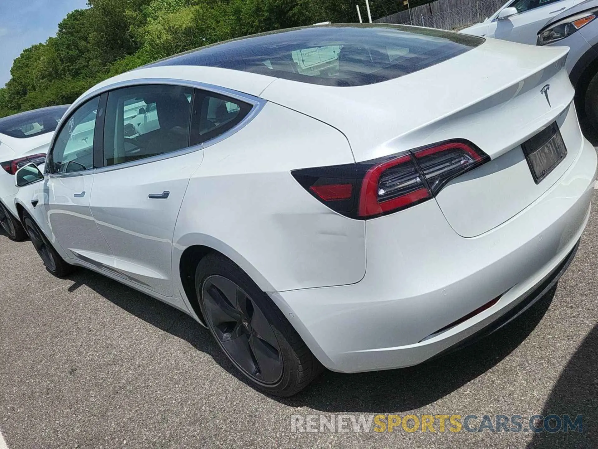 1 Photograph of a damaged car 5YJ3E1EB2LF636956 TESLA MODEL 3 2020