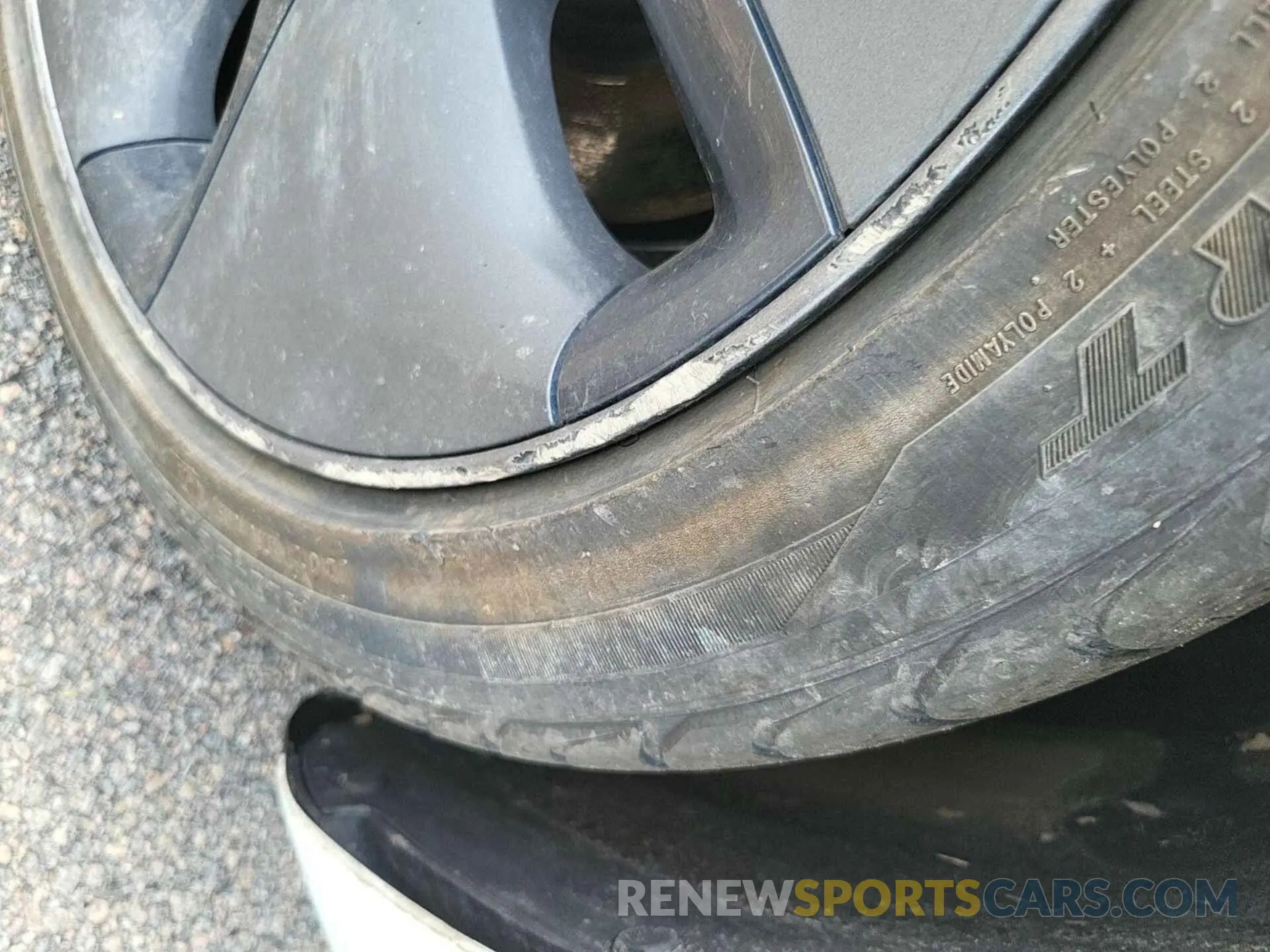 20 Photograph of a damaged car 5YJ3E1EB2LF636956 TESLA MODEL 3 2020