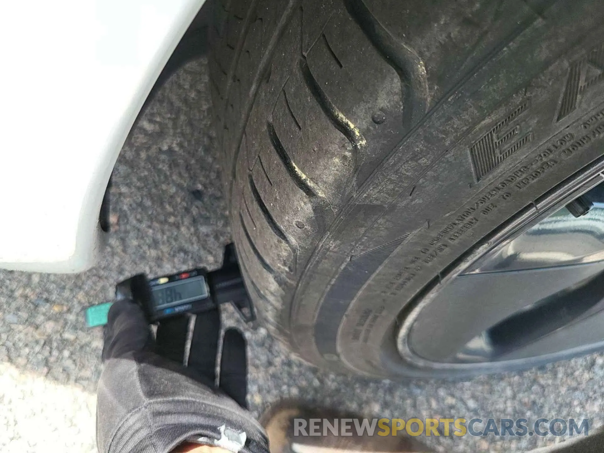 4 Photograph of a damaged car 5YJ3E1EB2LF636956 TESLA MODEL 3 2020