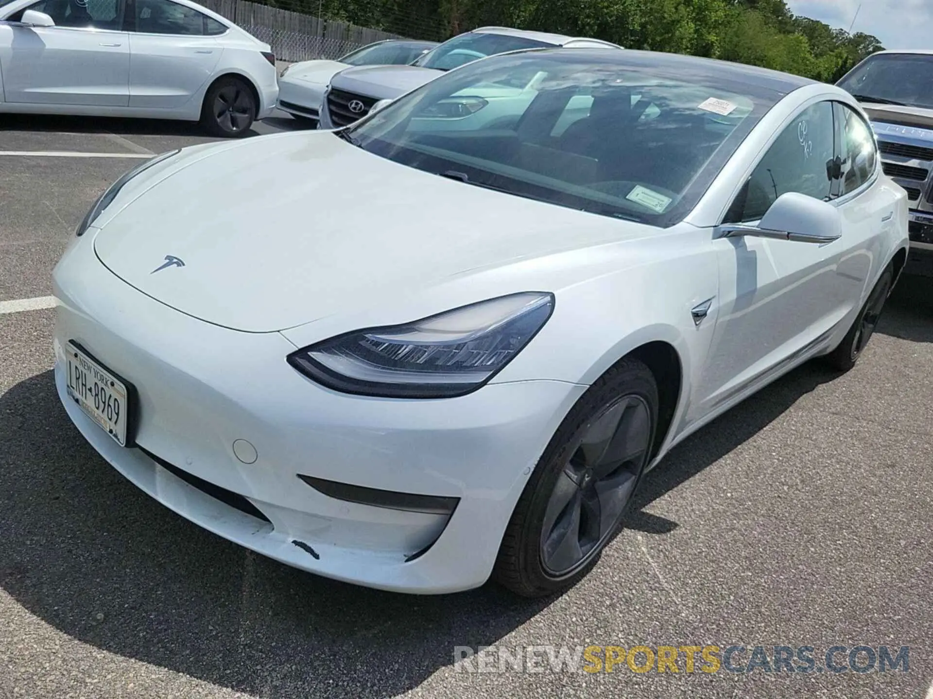 9 Photograph of a damaged car 5YJ3E1EB2LF636956 TESLA MODEL 3 2020