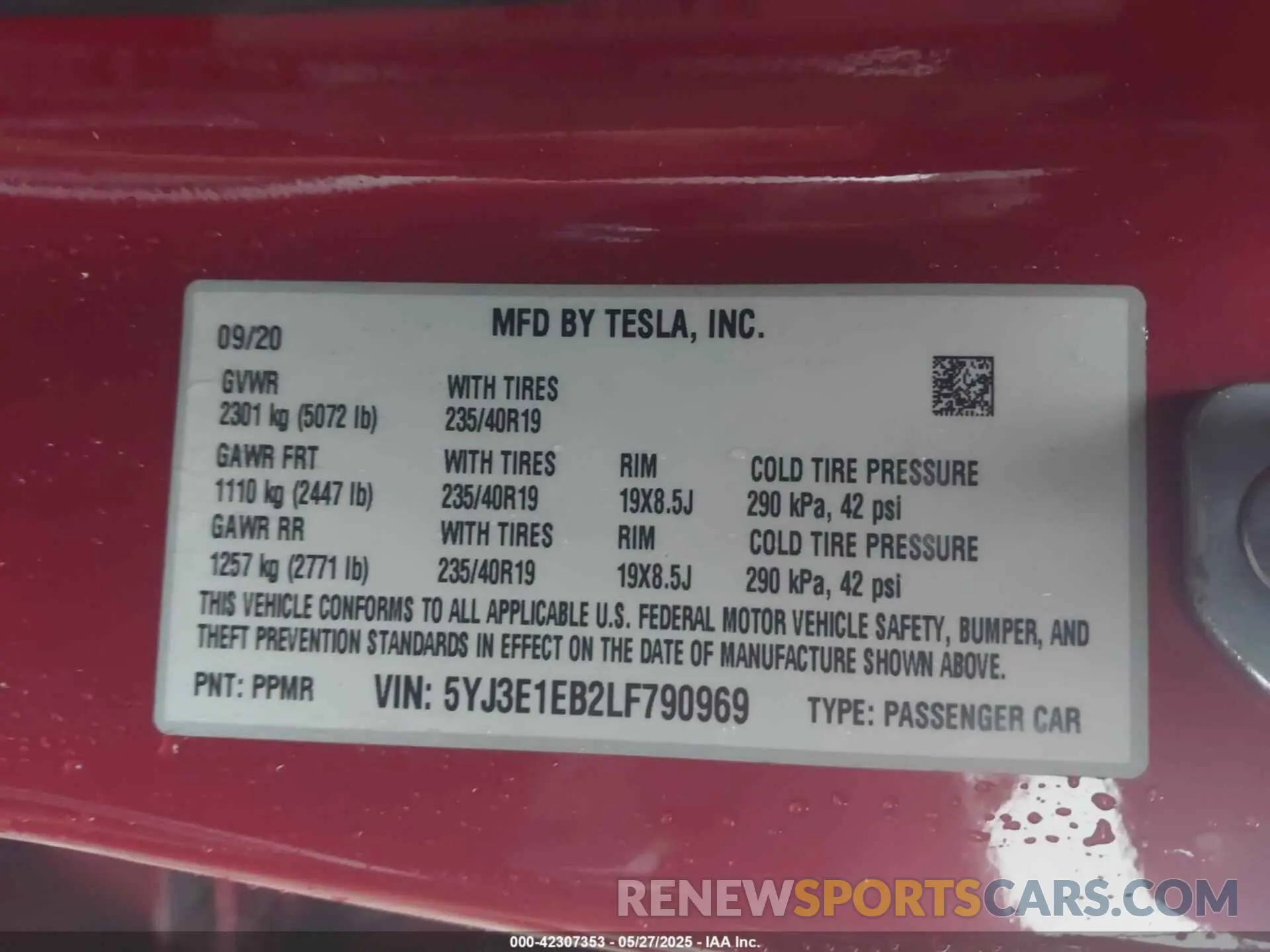 9 Photograph of a damaged car 5YJ3E1EB2LF790969 TESLA MODEL 3 2020