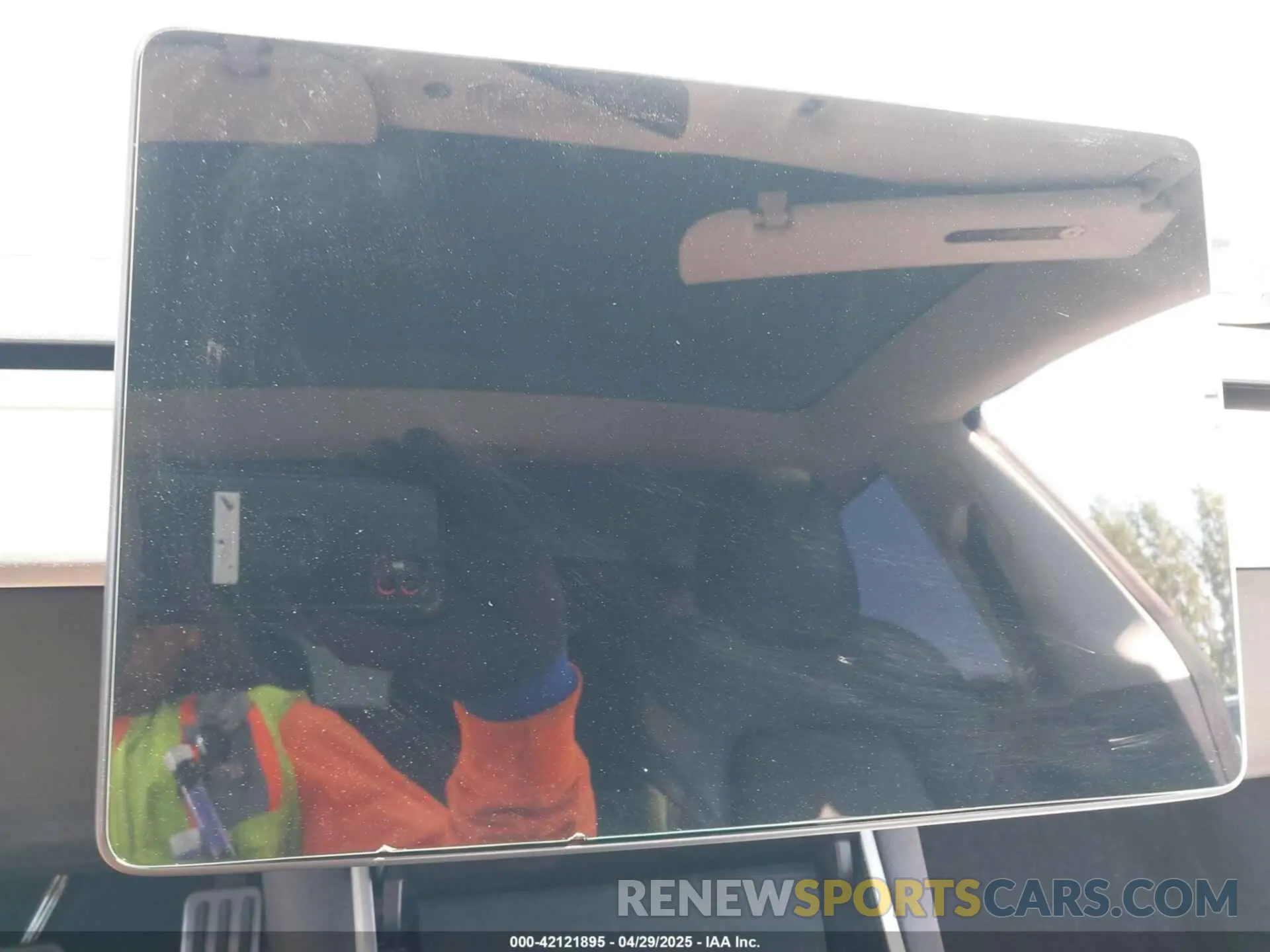 18 Photograph of a damaged car 5YJ3E1EB3LF621348 TESLA MODEL 3 2020