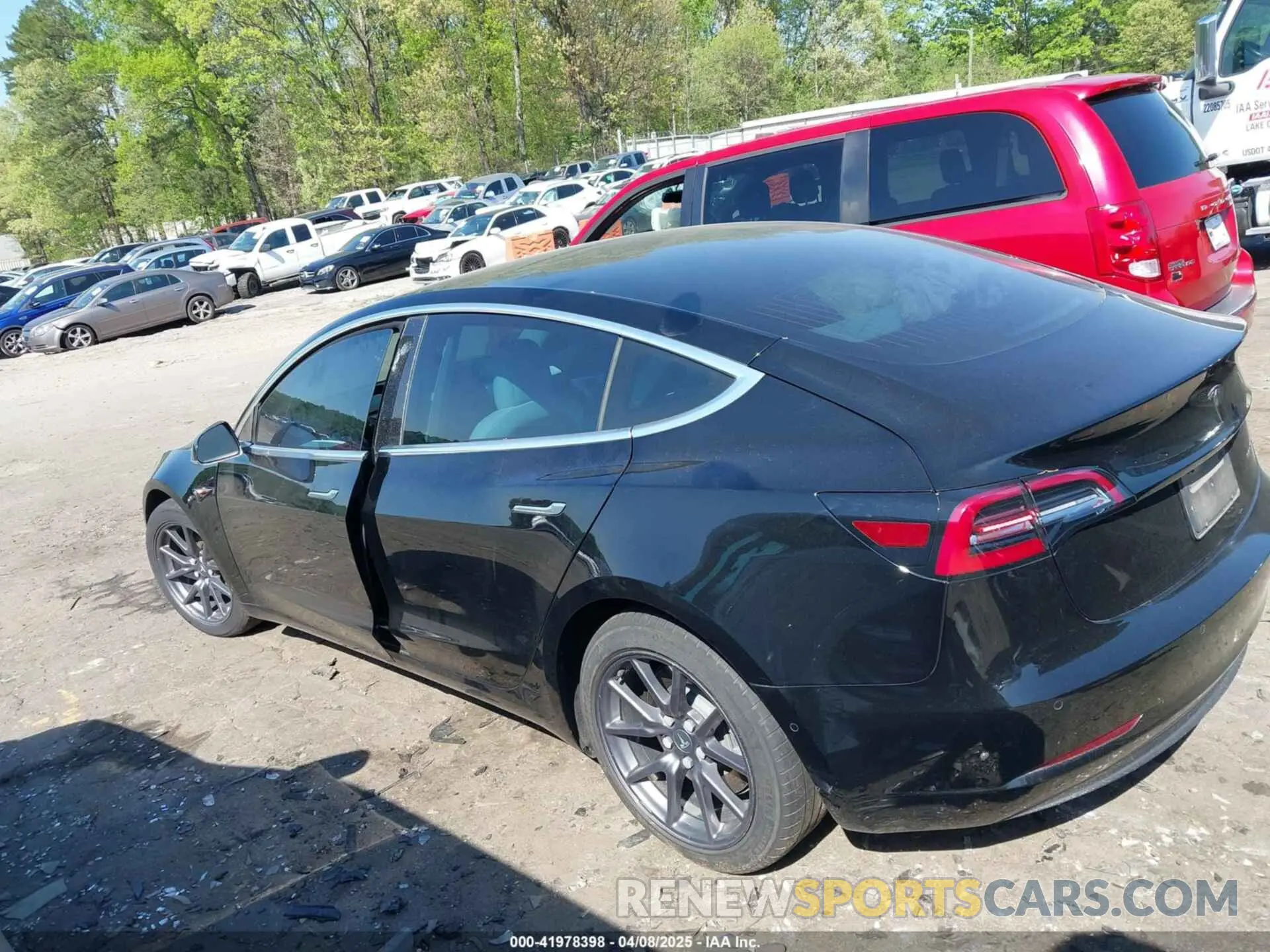 13 Photograph of a damaged car 5YJ3E1EB3LF622290 TESLA MODEL 3 2020