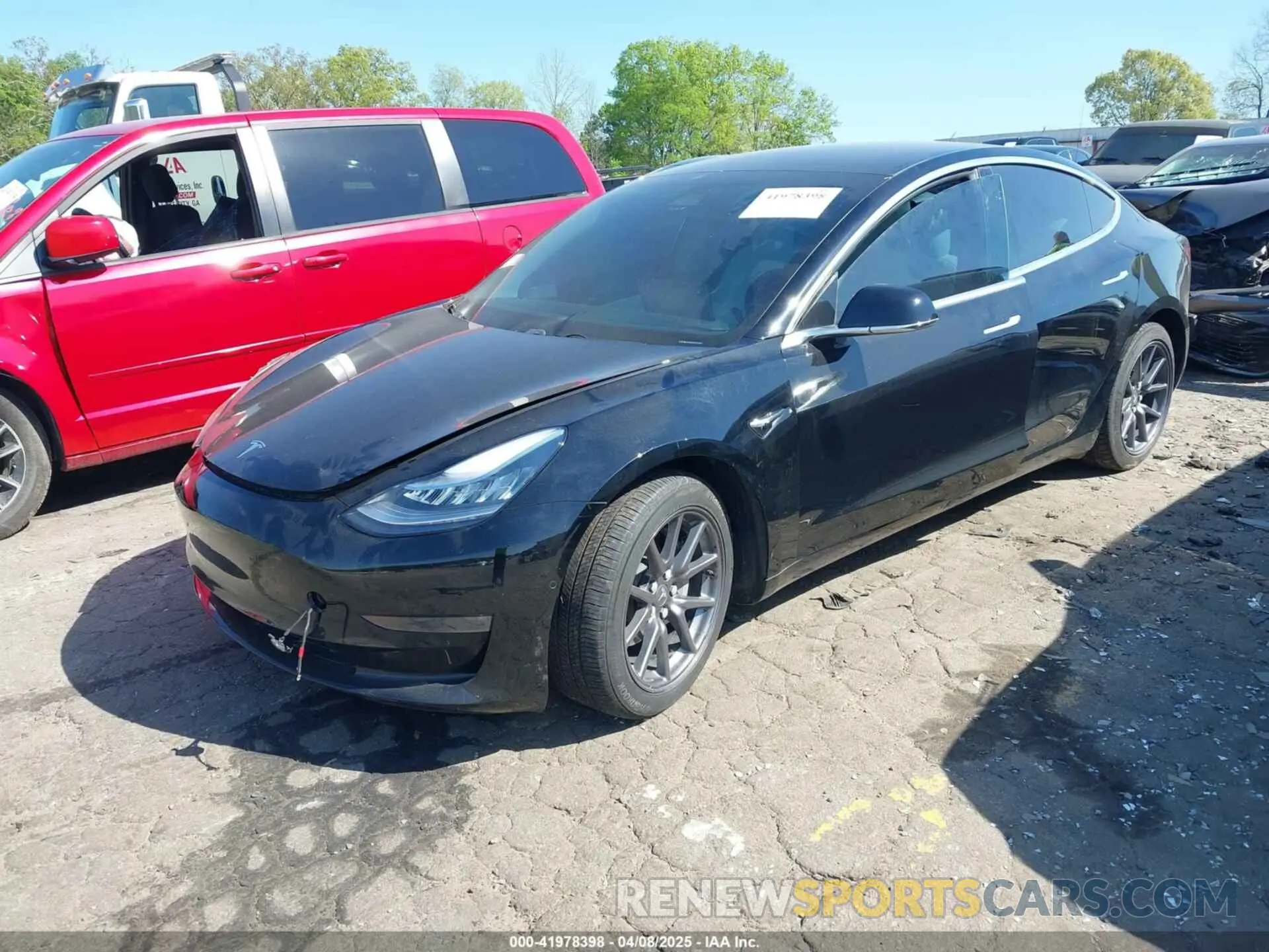 2 Photograph of a damaged car 5YJ3E1EB3LF622290 TESLA MODEL 3 2020