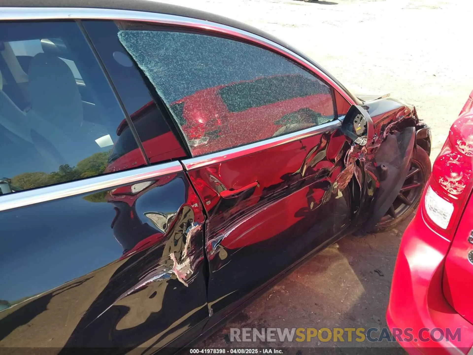6 Photograph of a damaged car 5YJ3E1EB3LF622290 TESLA MODEL 3 2020