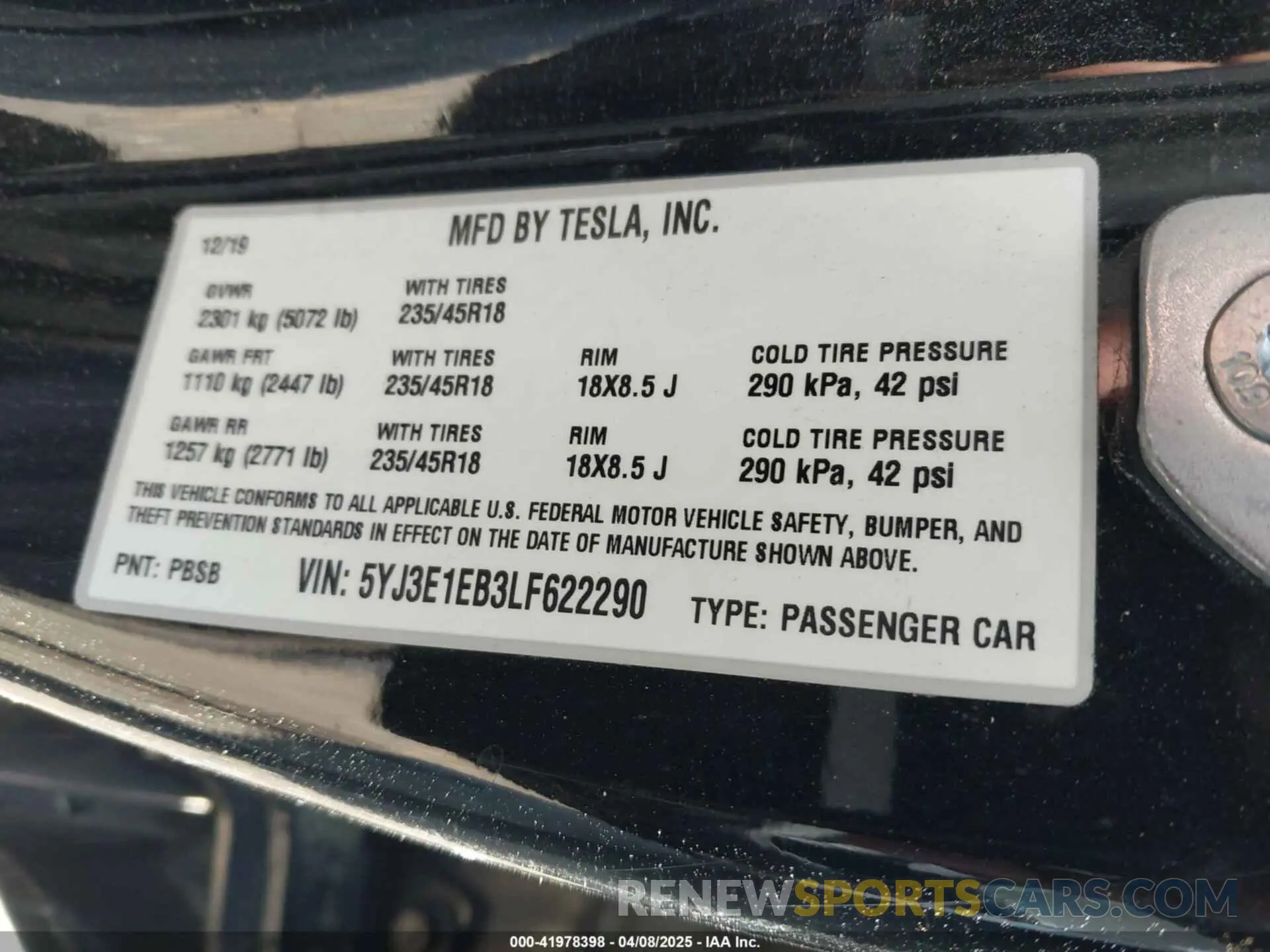 9 Photograph of a damaged car 5YJ3E1EB3LF622290 TESLA MODEL 3 2020