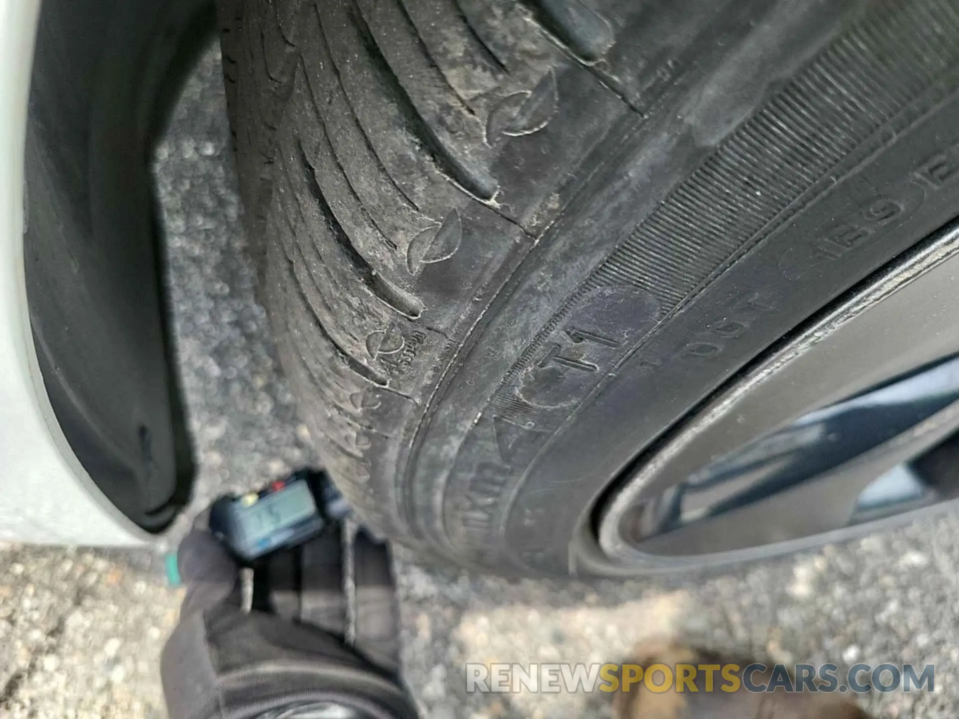 18 Photograph of a damaged car 5YJ3E1EB3LF636884 TESLA MODEL 3 2020