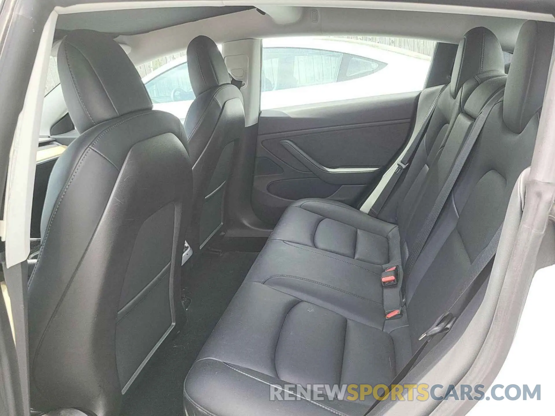 19 Photograph of a damaged car 5YJ3E1EB3LF637226 TESLA MODEL 3 2020