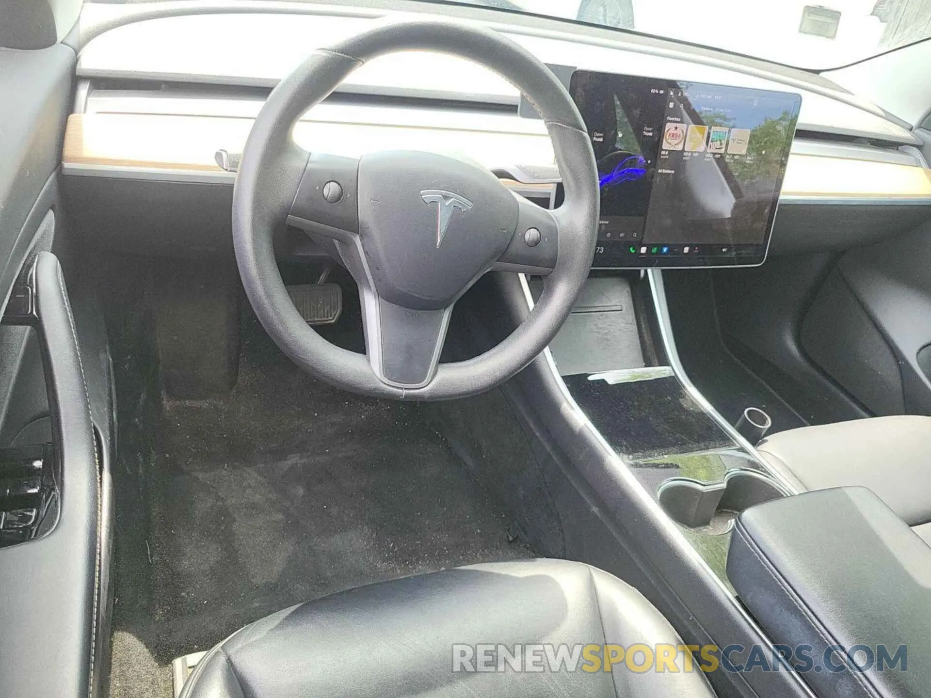 2 Photograph of a damaged car 5YJ3E1EB3LF637226 TESLA MODEL 3 2020