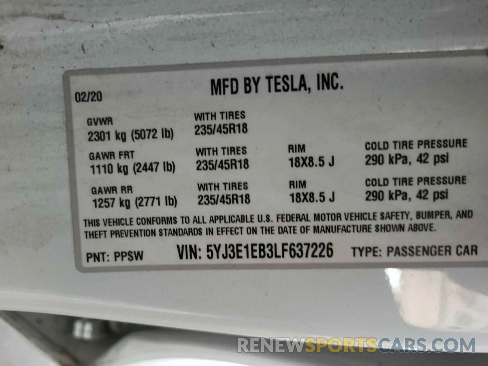 20 Photograph of a damaged car 5YJ3E1EB3LF637226 TESLA MODEL 3 2020