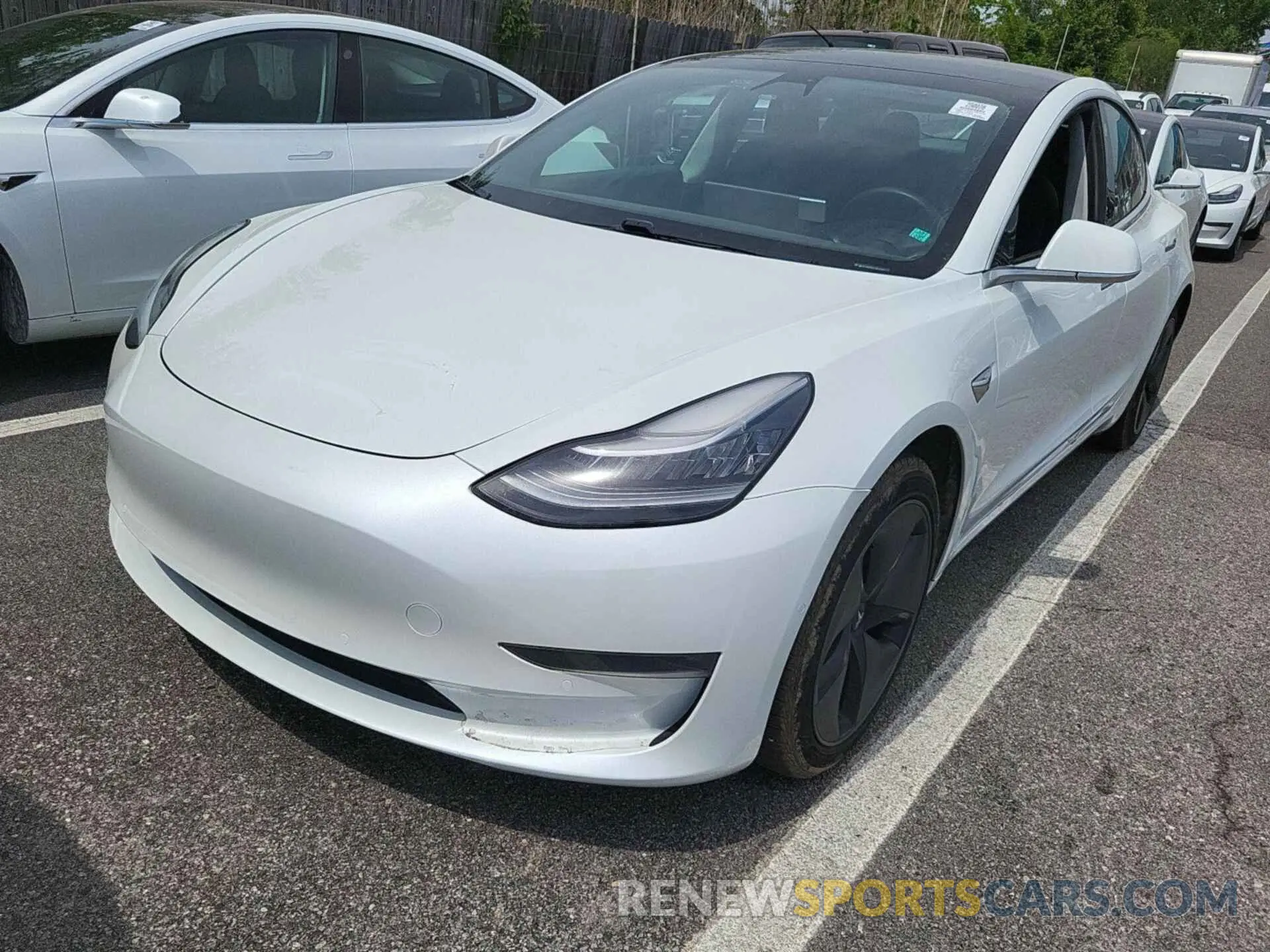 21 Photograph of a damaged car 5YJ3E1EB3LF637226 TESLA MODEL 3 2020