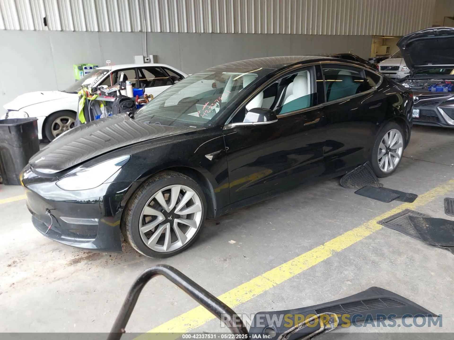 2 Фотография поврежденного автомобиля 5YJ3E1EB3LF639980 TESLA MODEL 3 2020