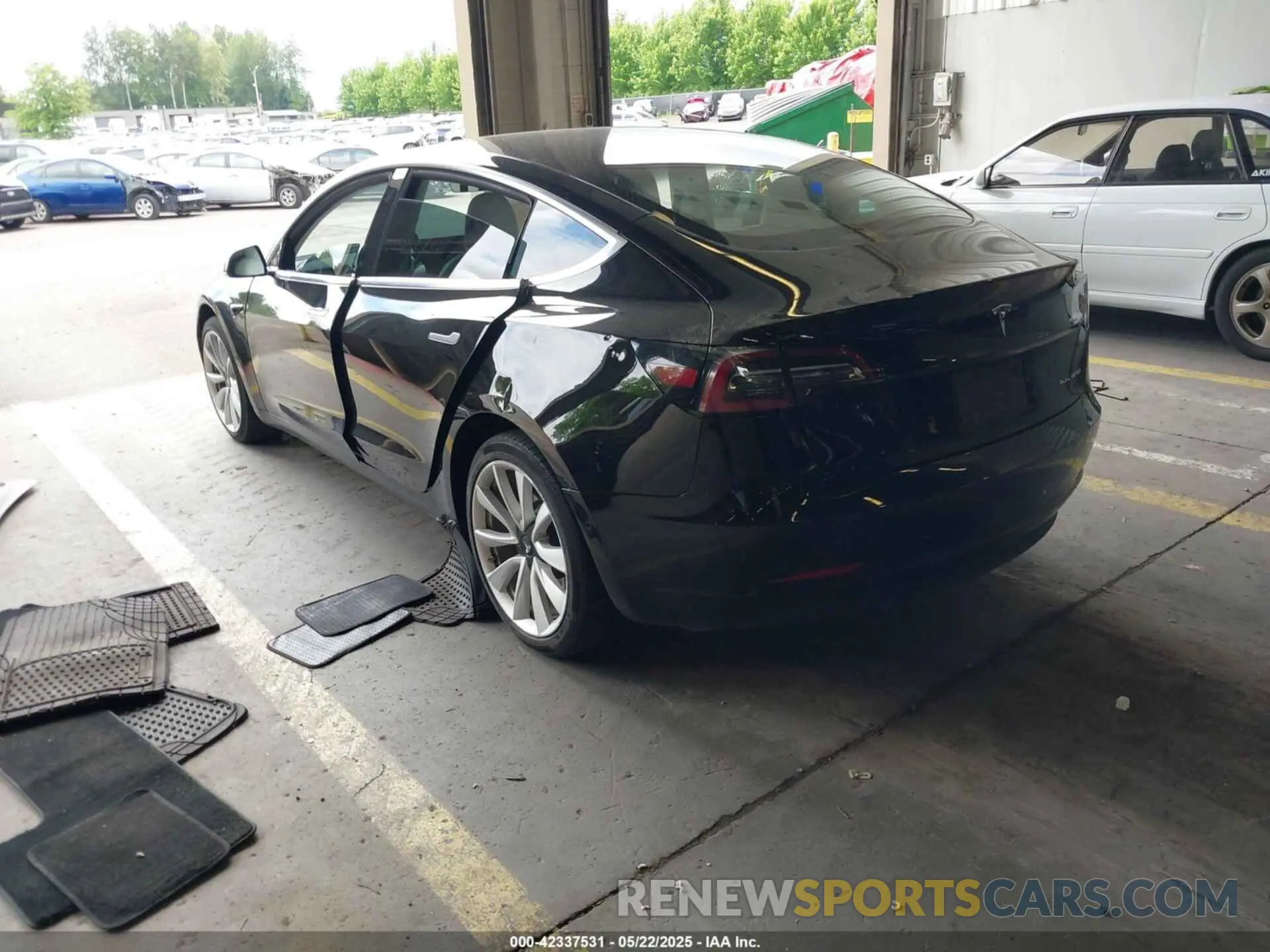 3 Фотография поврежденного автомобиля 5YJ3E1EB3LF639980 TESLA MODEL 3 2020
