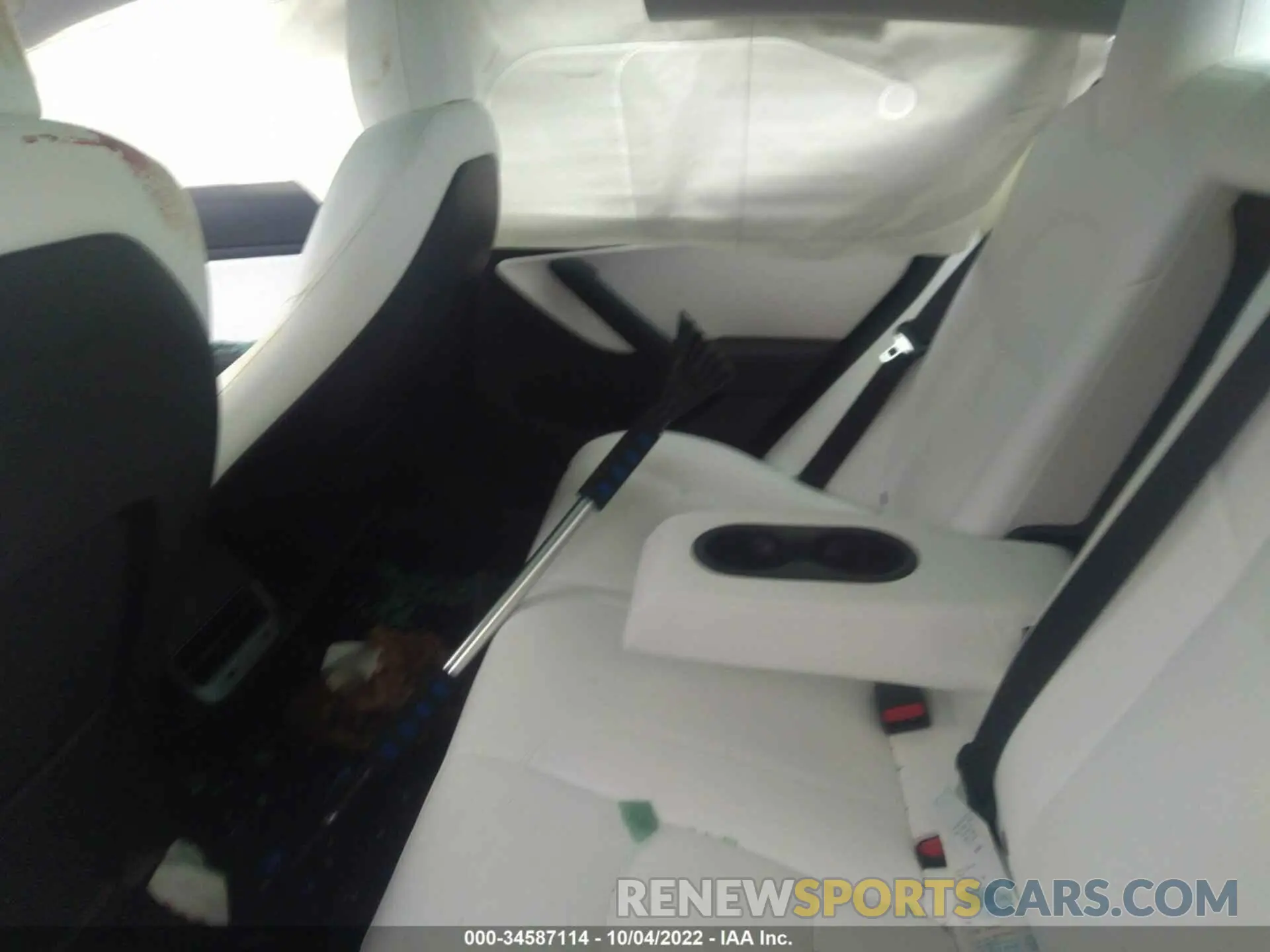 8 Фотография поврежденного автомобиля 5YJ3E1EB3LF668542 TESLA MODEL 3 2020