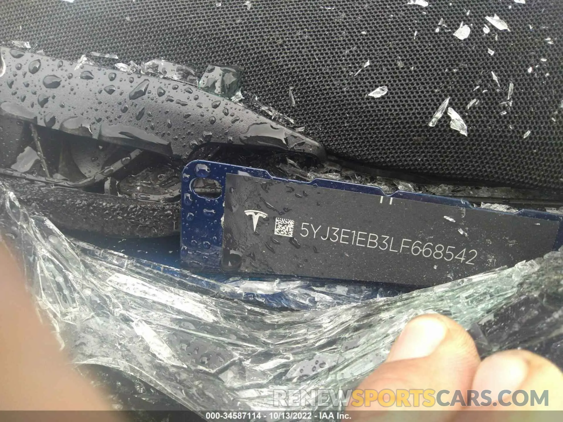 9 Фотография поврежденного автомобиля 5YJ3E1EB3LF668542 TESLA MODEL 3 2020