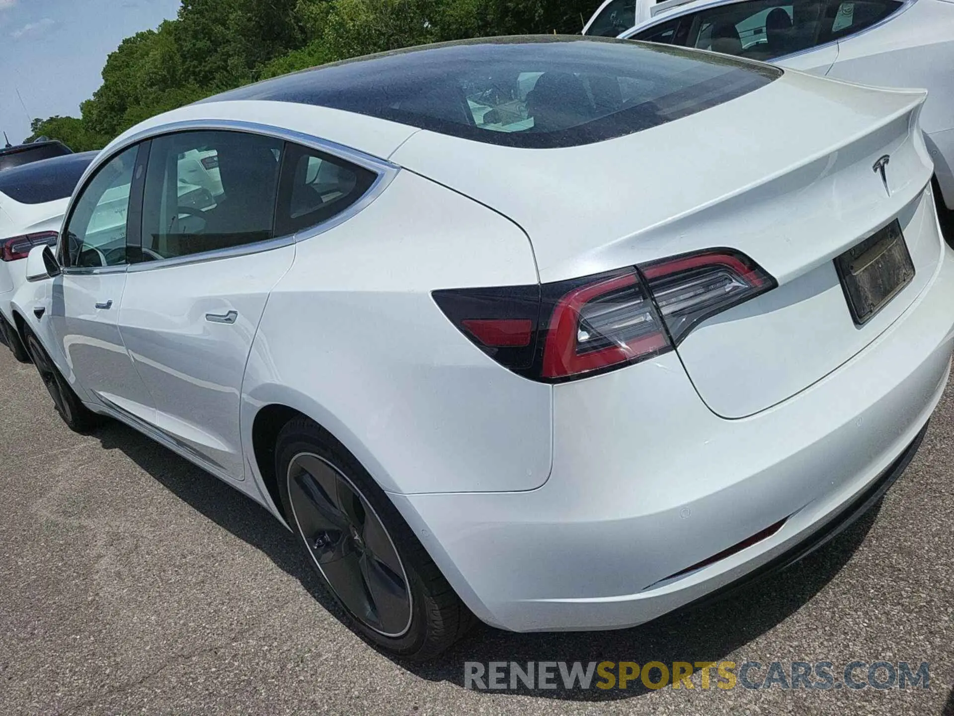 12 Photograph of a damaged car 5YJ3E1EB3LF795047 TESLA MODEL 3 2020