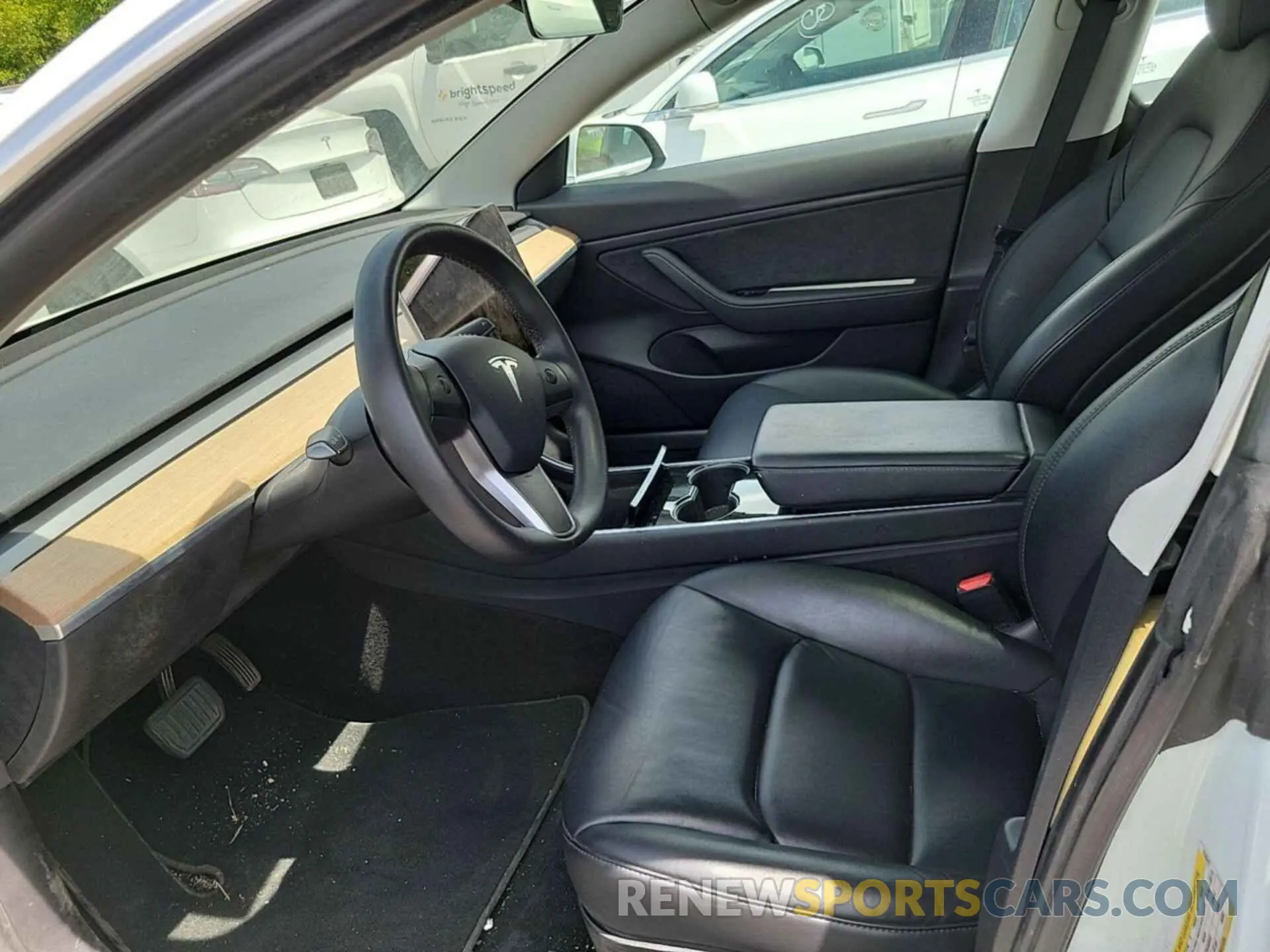 18 Photograph of a damaged car 5YJ3E1EB3LF795047 TESLA MODEL 3 2020