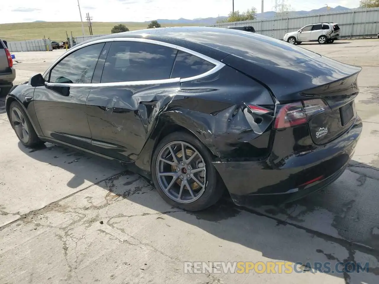2 Фотография поврежденного автомобиля 5YJ3E1EB4LF599909 TESLA MODEL 3 2020